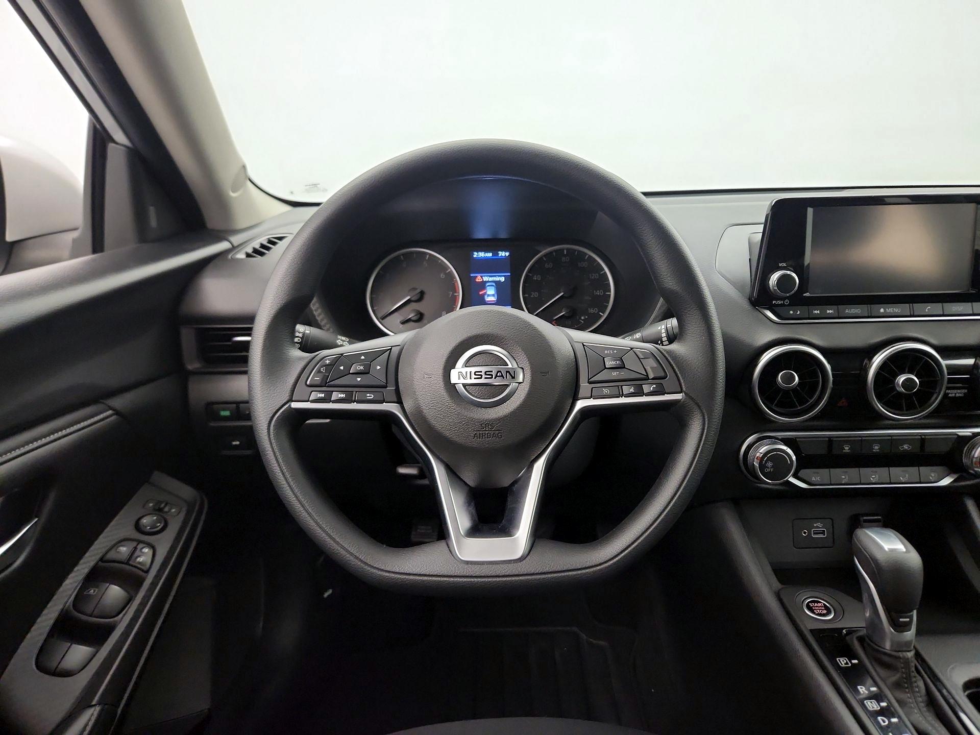 Thumbnail: 2023 Nissan Sentra - 10