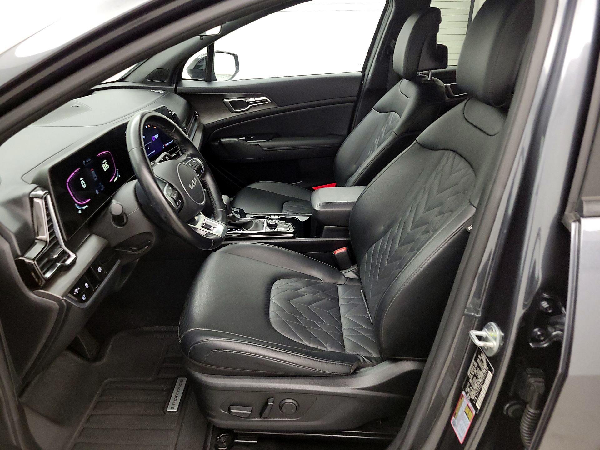 Thumbnail: 2023 Kia Sportage - 11