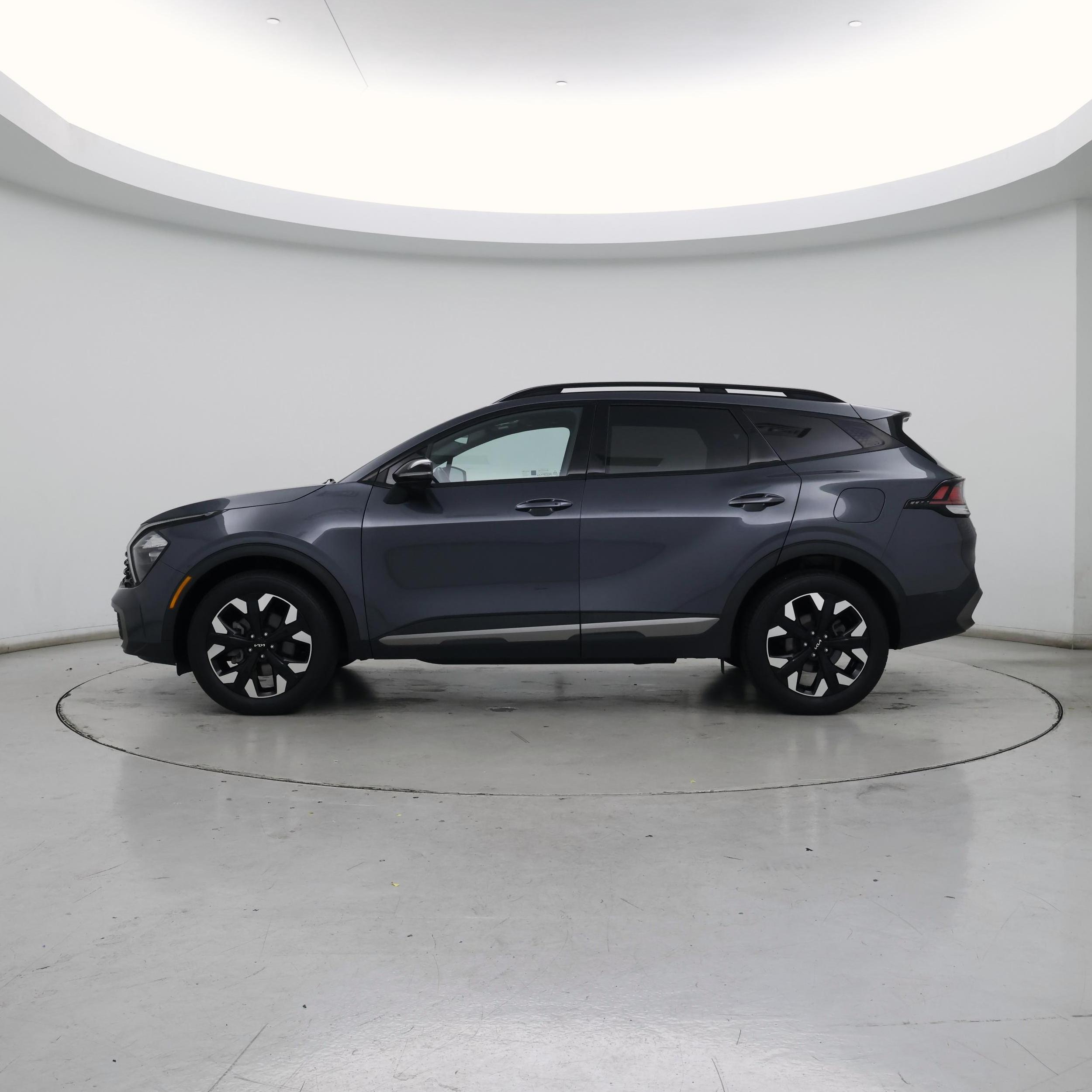 Thumbnail: 2023 Kia Sportage - 3