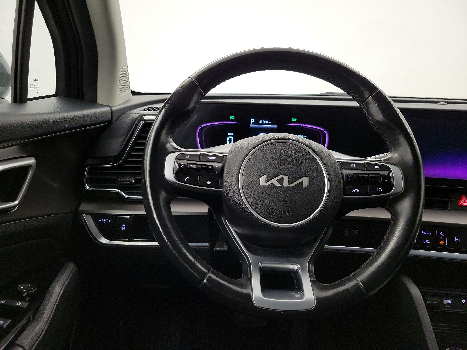 Thumbnail: 2023 Kia Sportage - 10