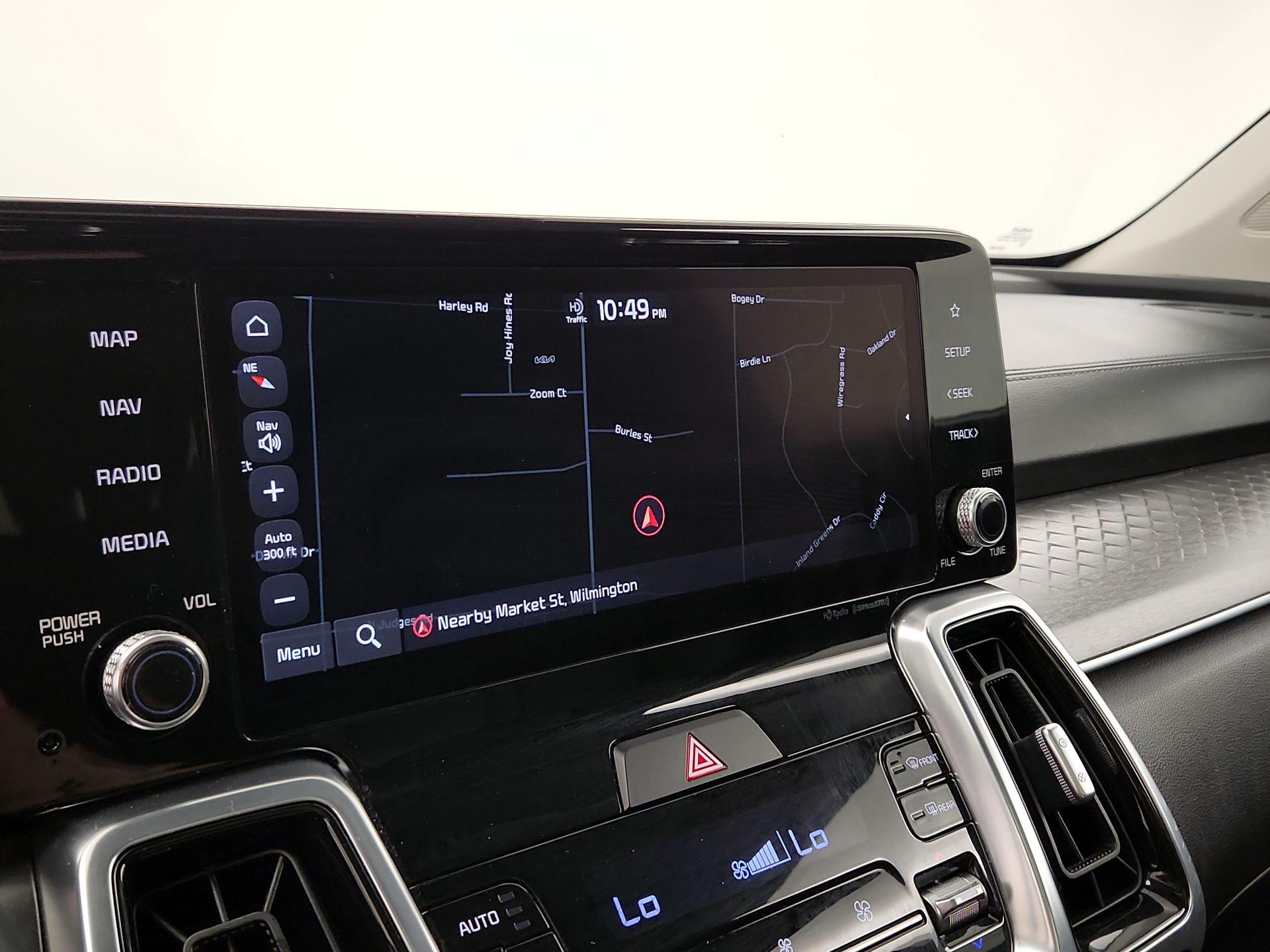 Thumbnail: 2022 Kia Sorento - 14