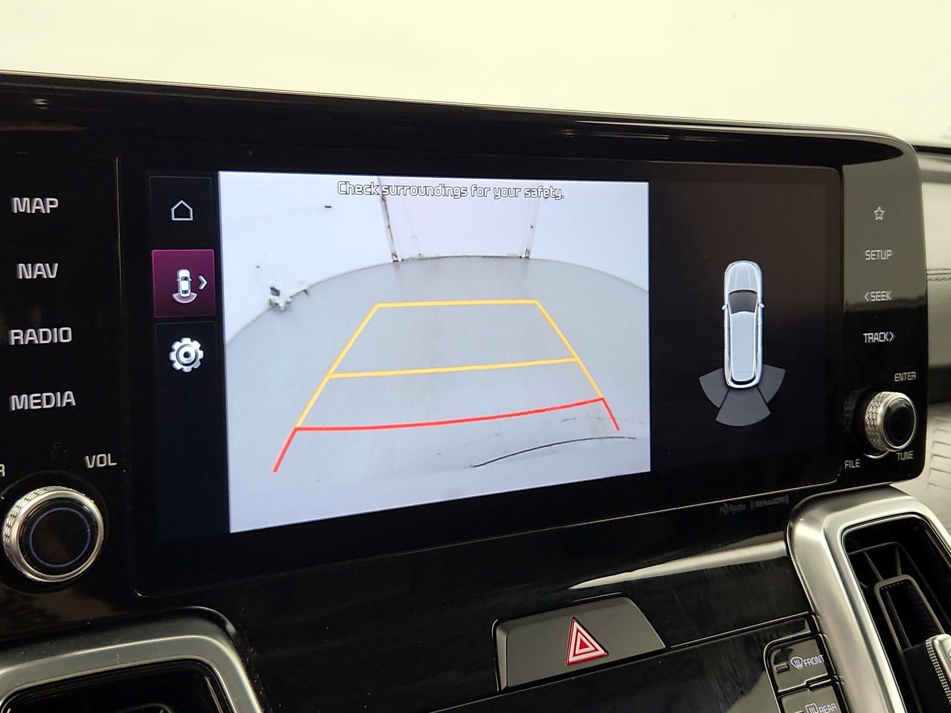 Thumbnail: 2022 Kia Sorento - 15