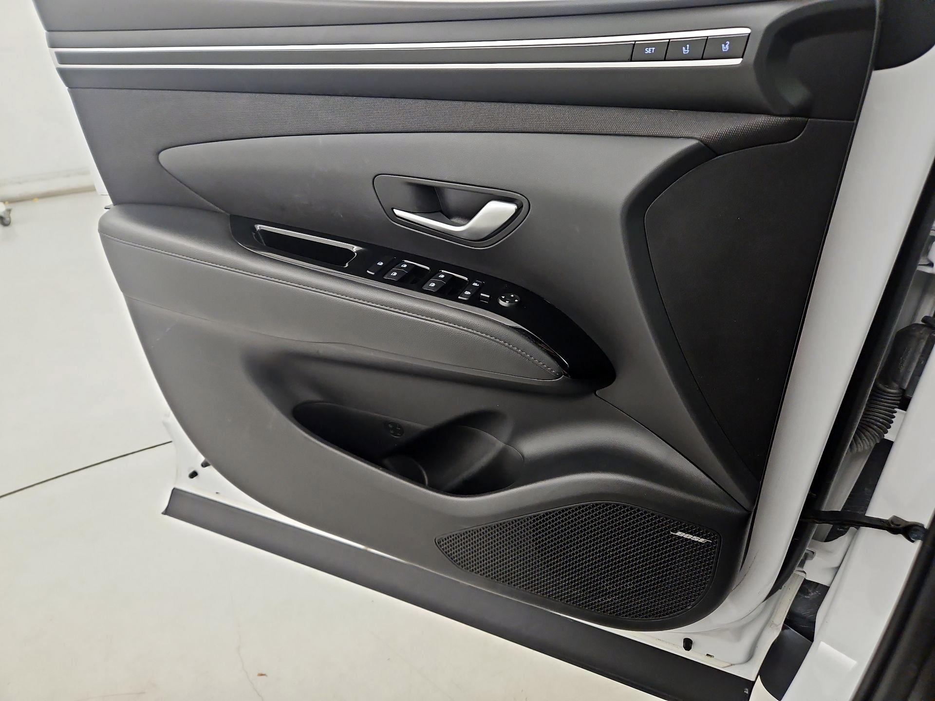 Thumbnail: 2022 Hyundai Tucson - 12