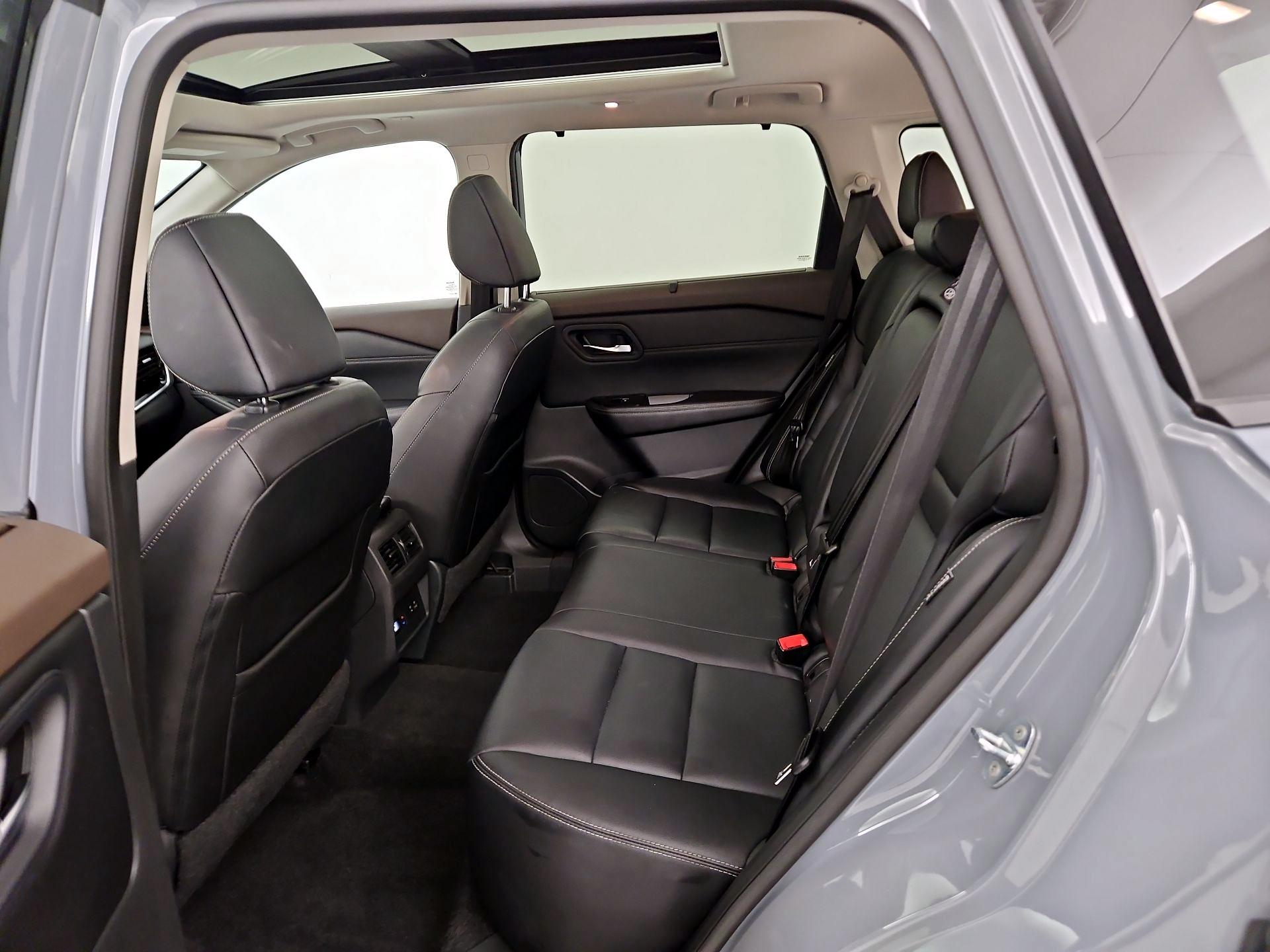 Thumbnail: 2022 Nissan Rogue - 20