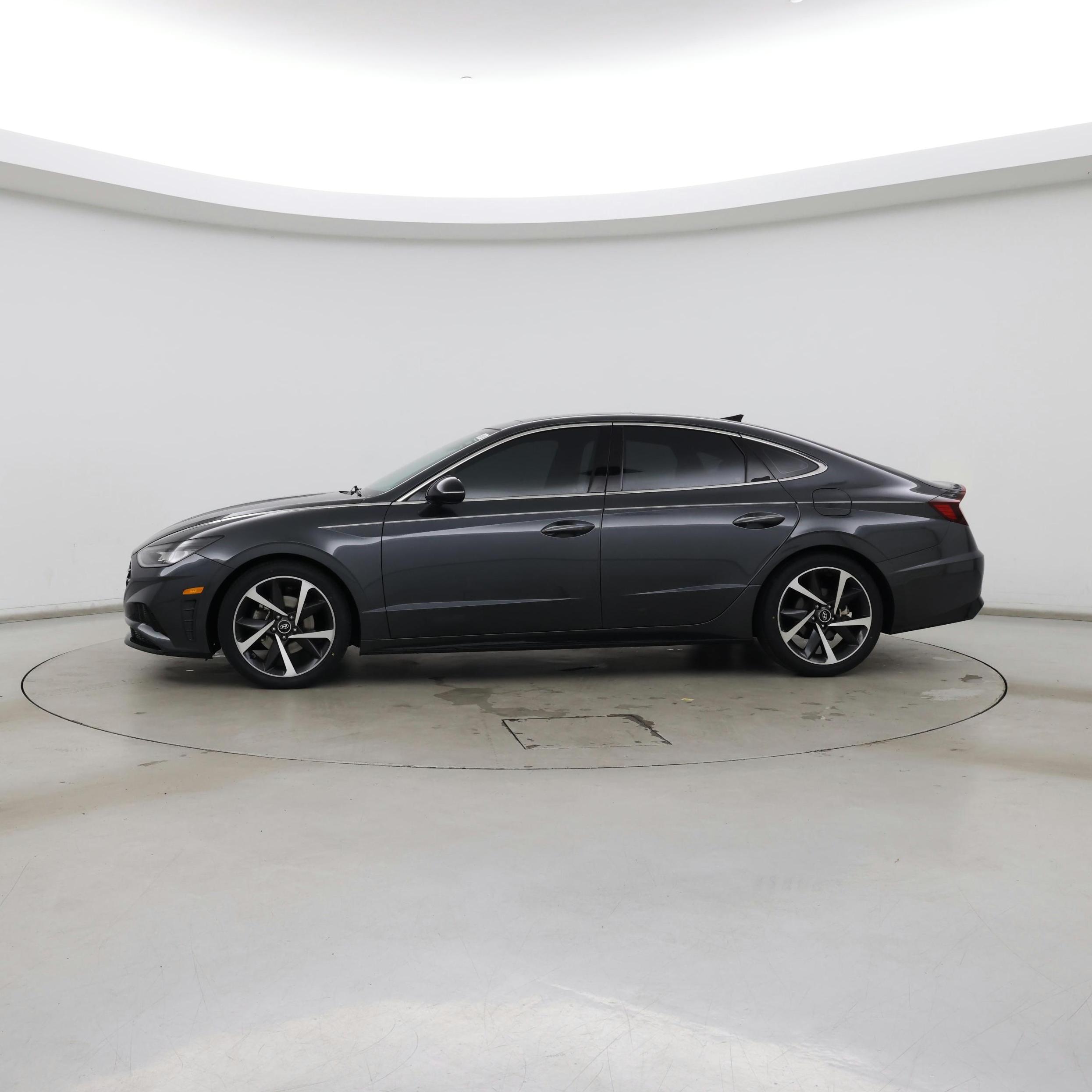 Thumbnail: 2023 Hyundai Sonata - 3