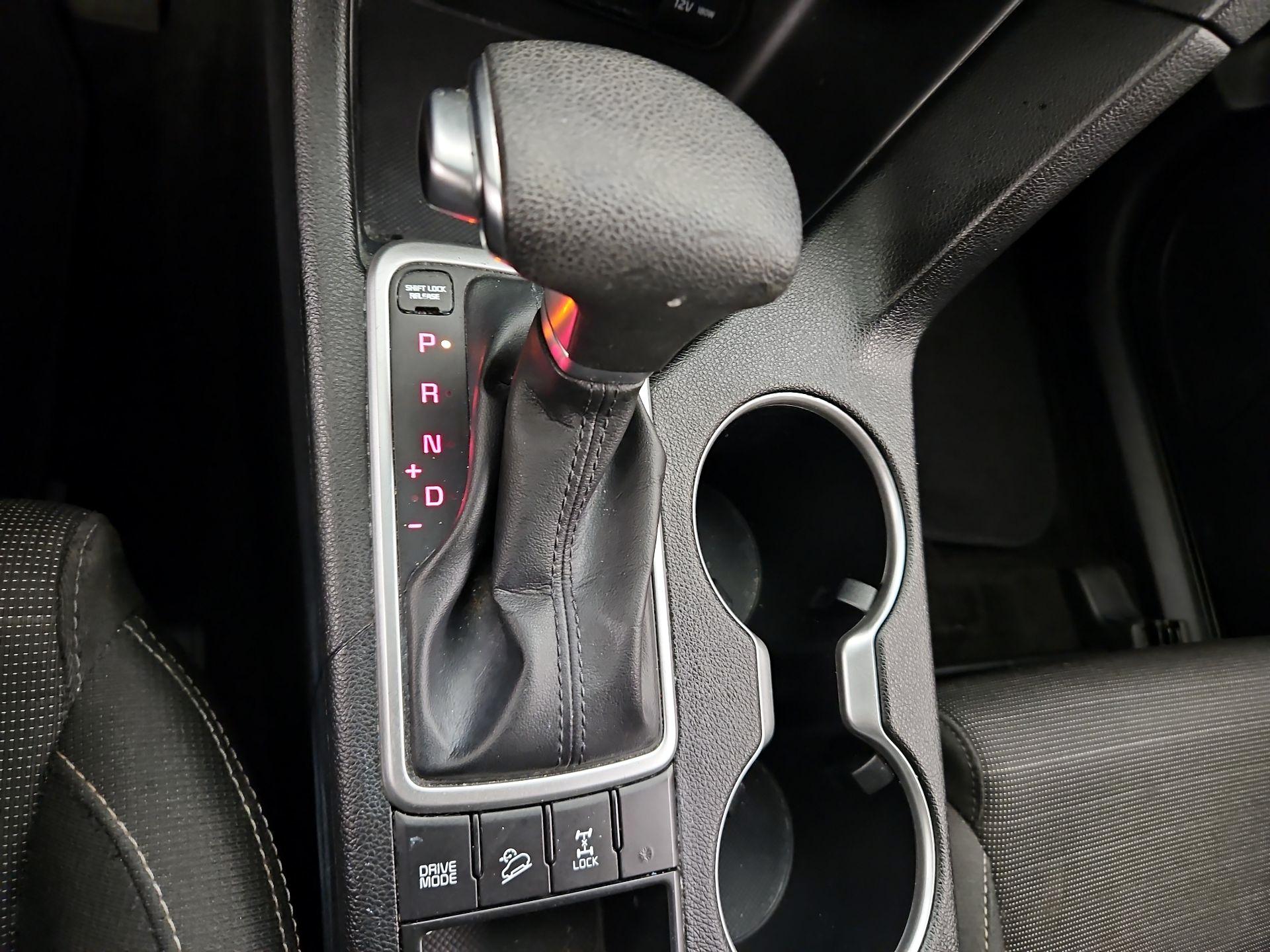 Thumbnail: 2022 Kia Sportage - 17