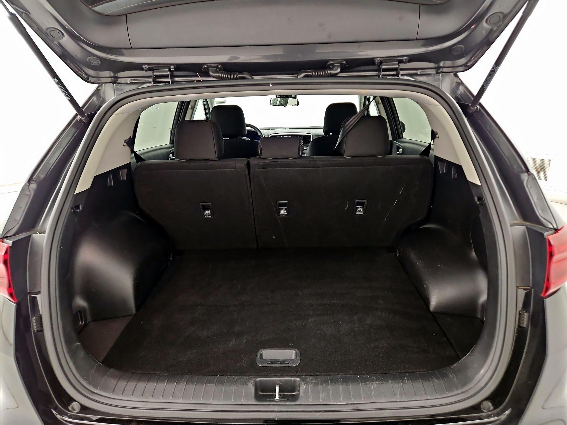 Thumbnail: 2022 Kia Sportage - 20