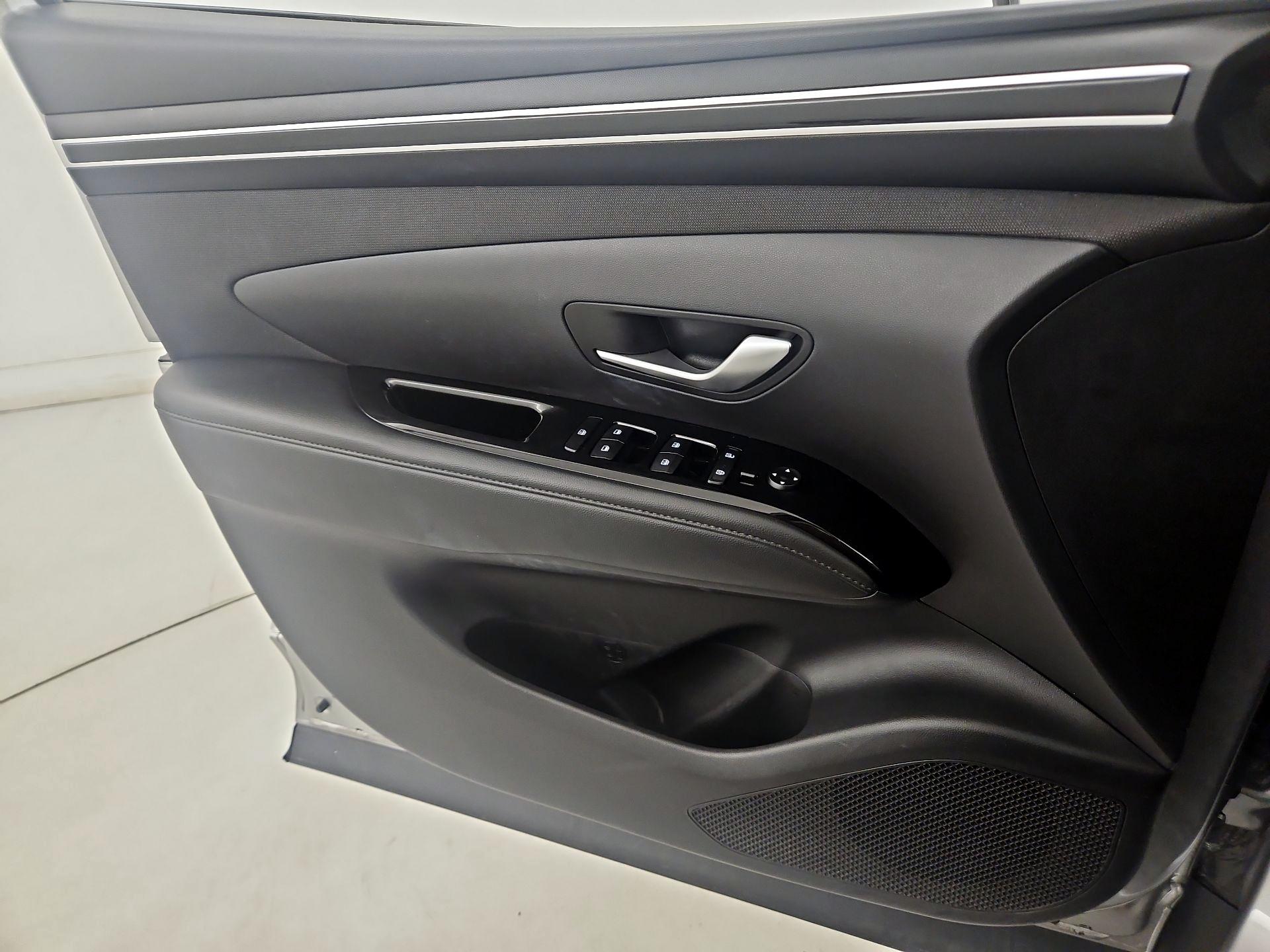 Thumbnail: 2022 Hyundai Tucson - 12