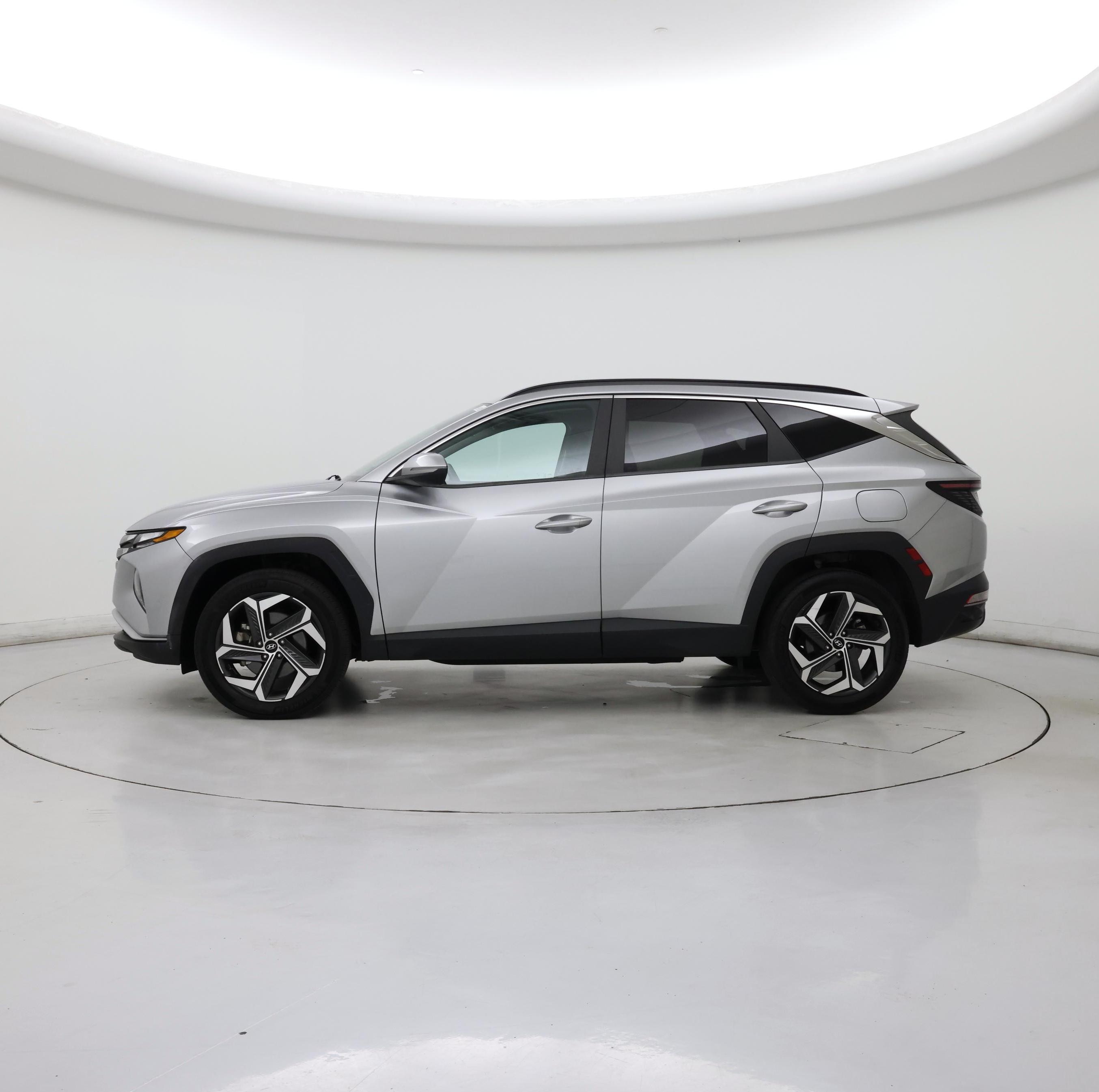 Thumbnail: 2022 Hyundai Tucson - 3
