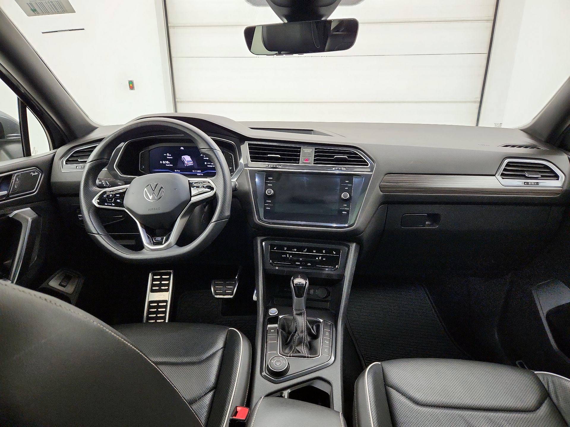 Thumbnail: 2022 Volkswagen Tiguan - 9