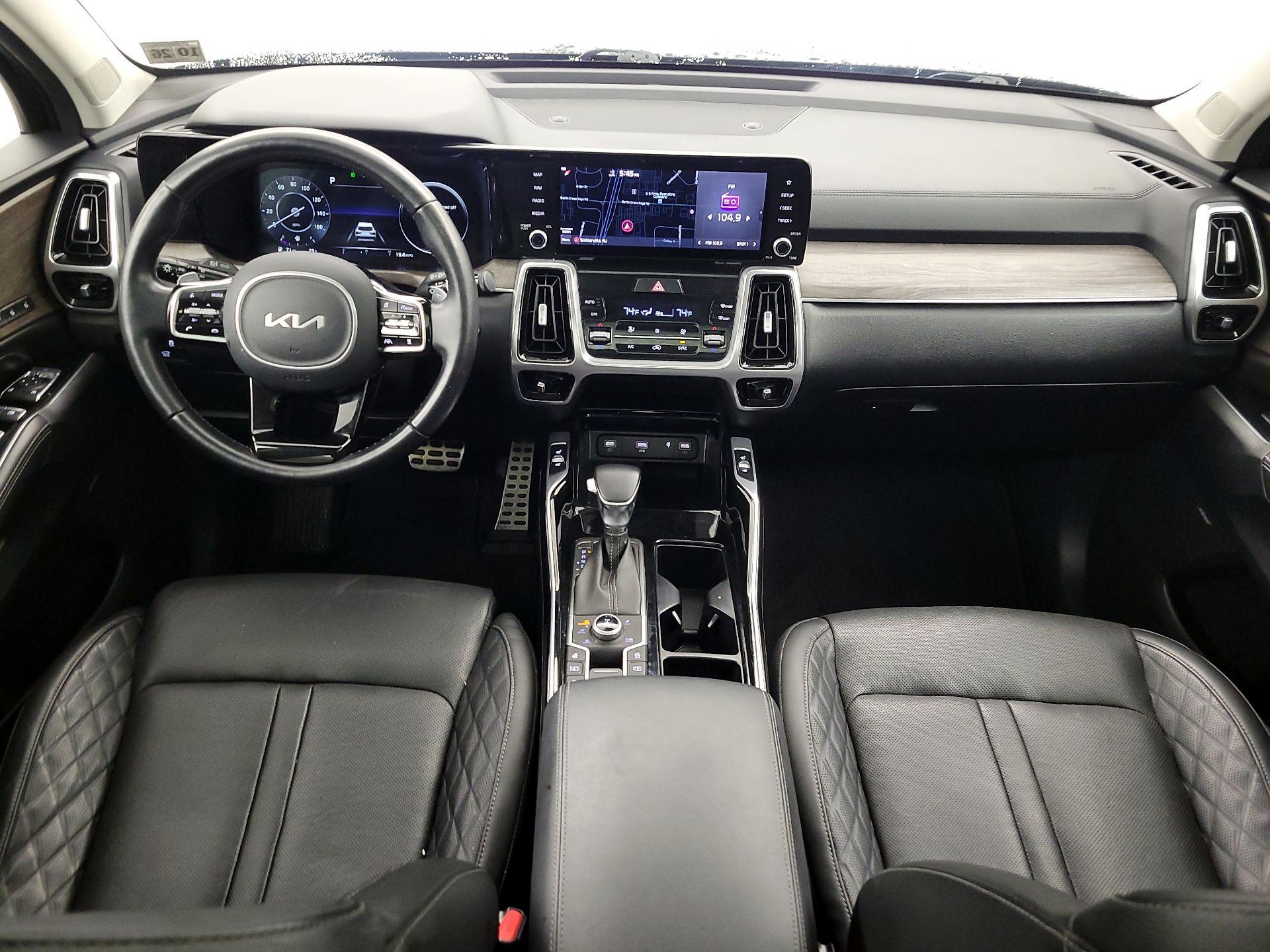 Thumbnail: 2022 Kia Sorento - 9