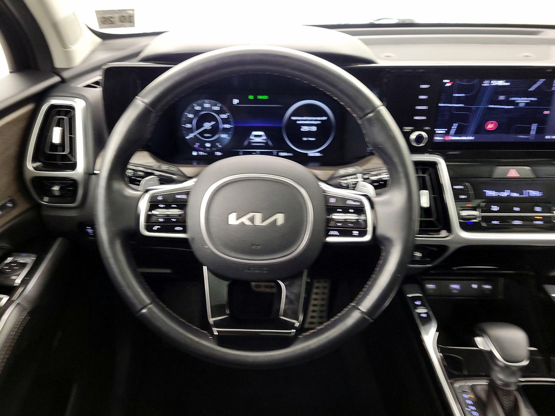 Thumbnail: 2022 Kia Sorento - 10