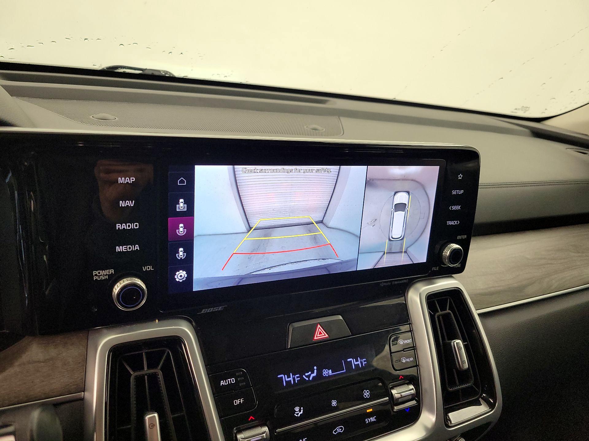 Thumbnail: 2022 Kia Sorento - 15