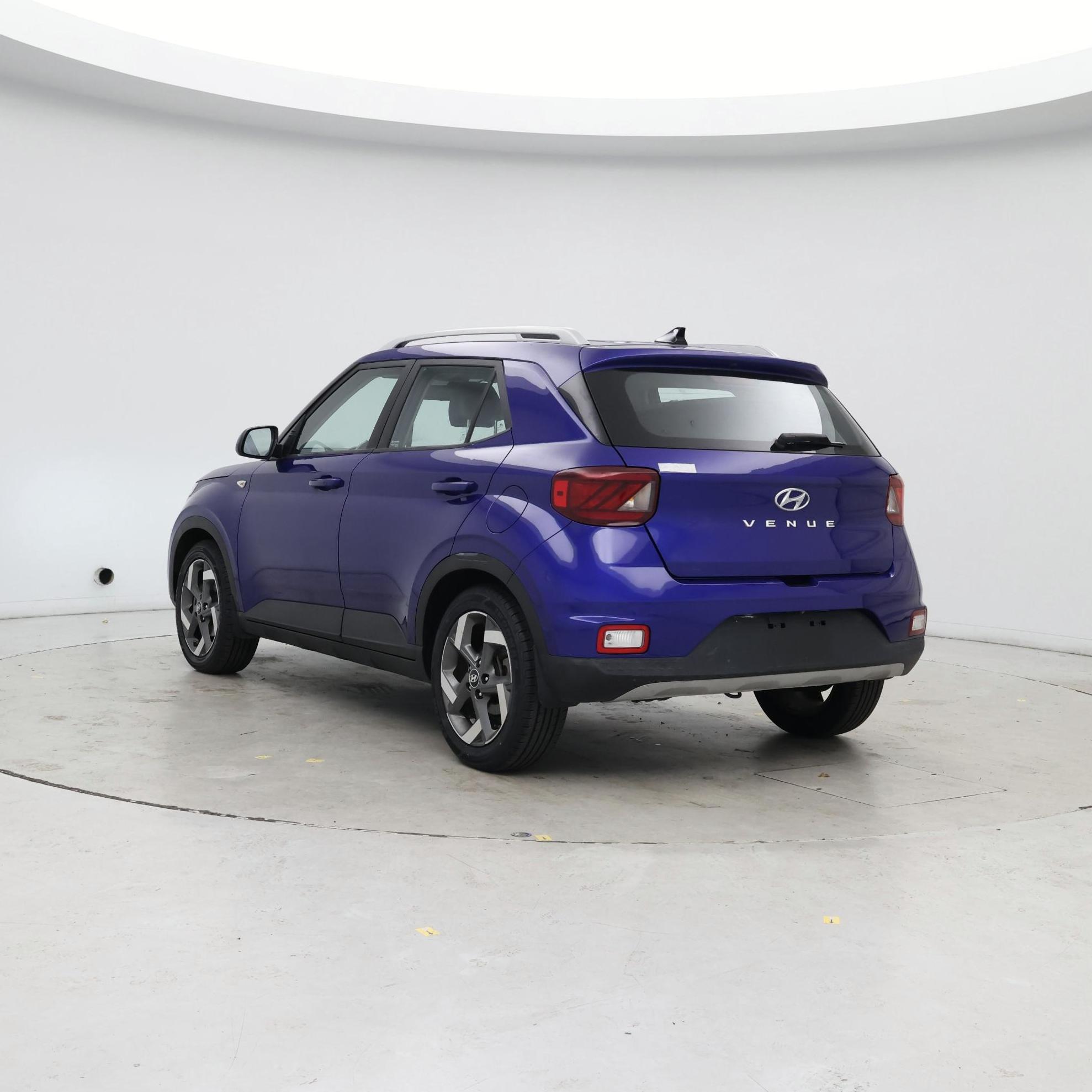 Thumbnail: 2022 Hyundai Venue - 2