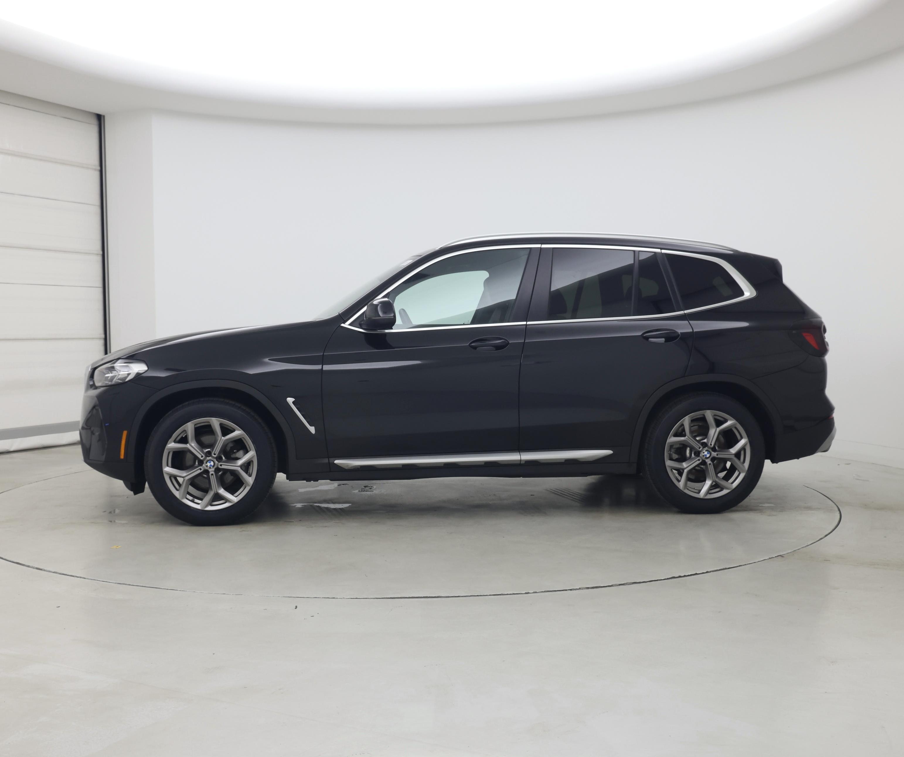 Thumbnail: 2022 BMW X3 - 3
