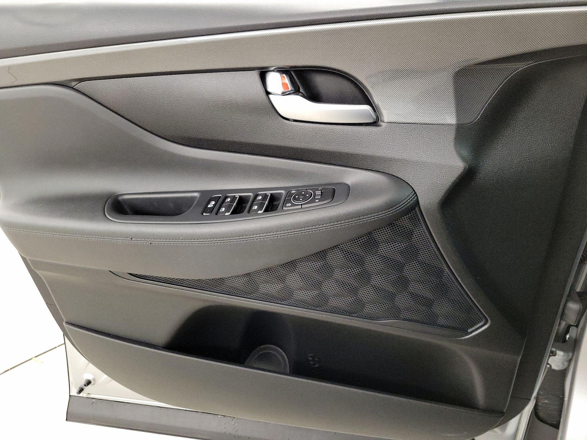 Thumbnail: 2023 Hyundai Santa Fe - 12