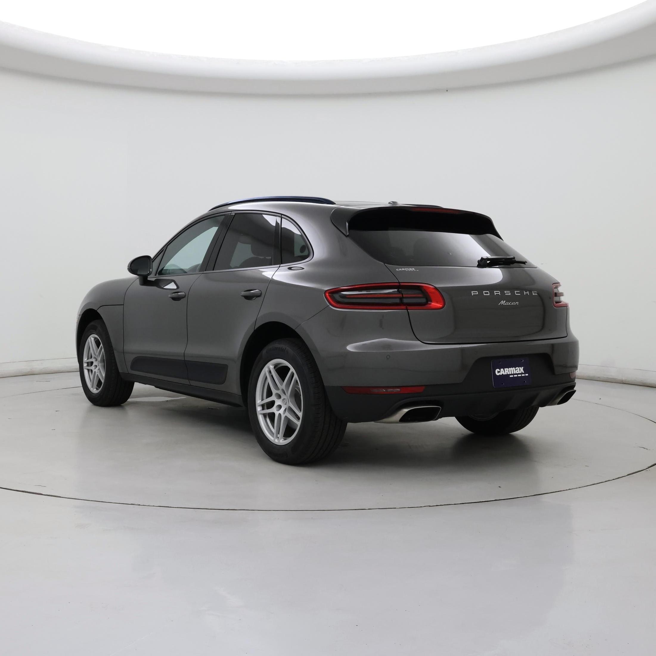Thumbnail: 2018 Porsche Macan - 2