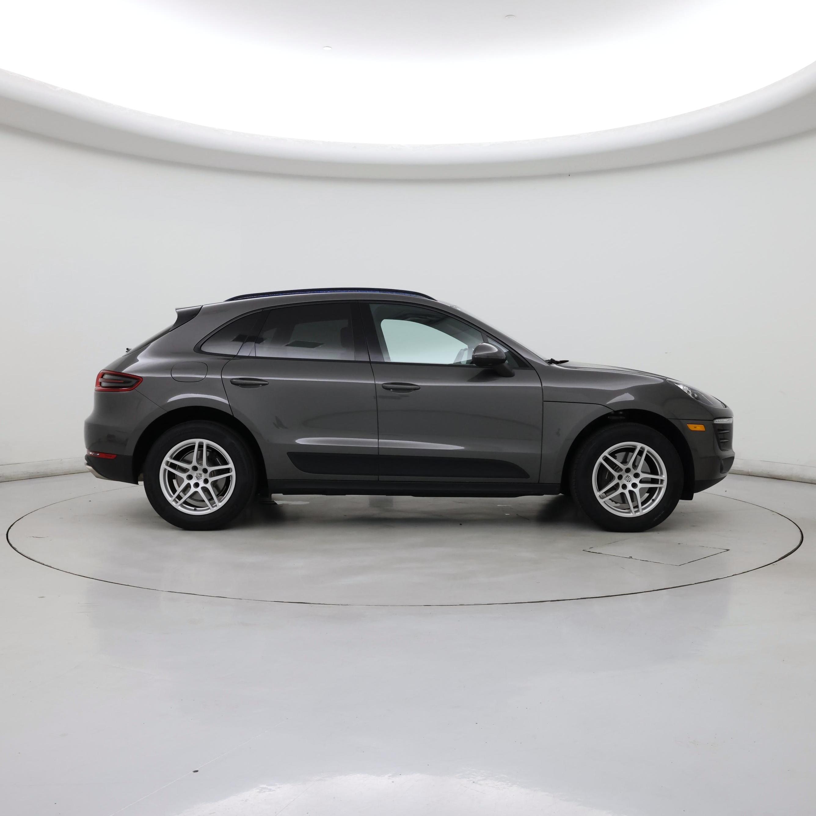 Thumbnail: 2018 Porsche Macan - 7