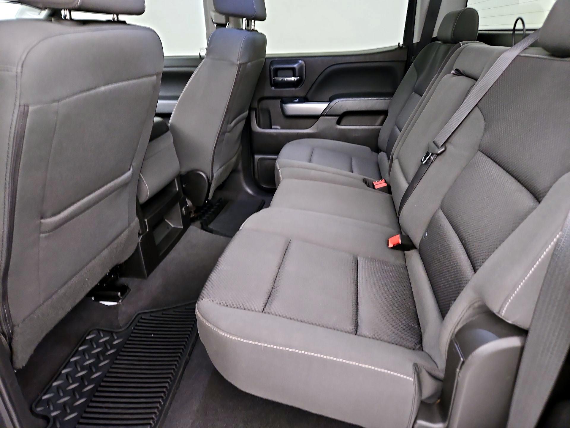 Thumbnail: 2018 Chevrolet Silverado 1500 - 19