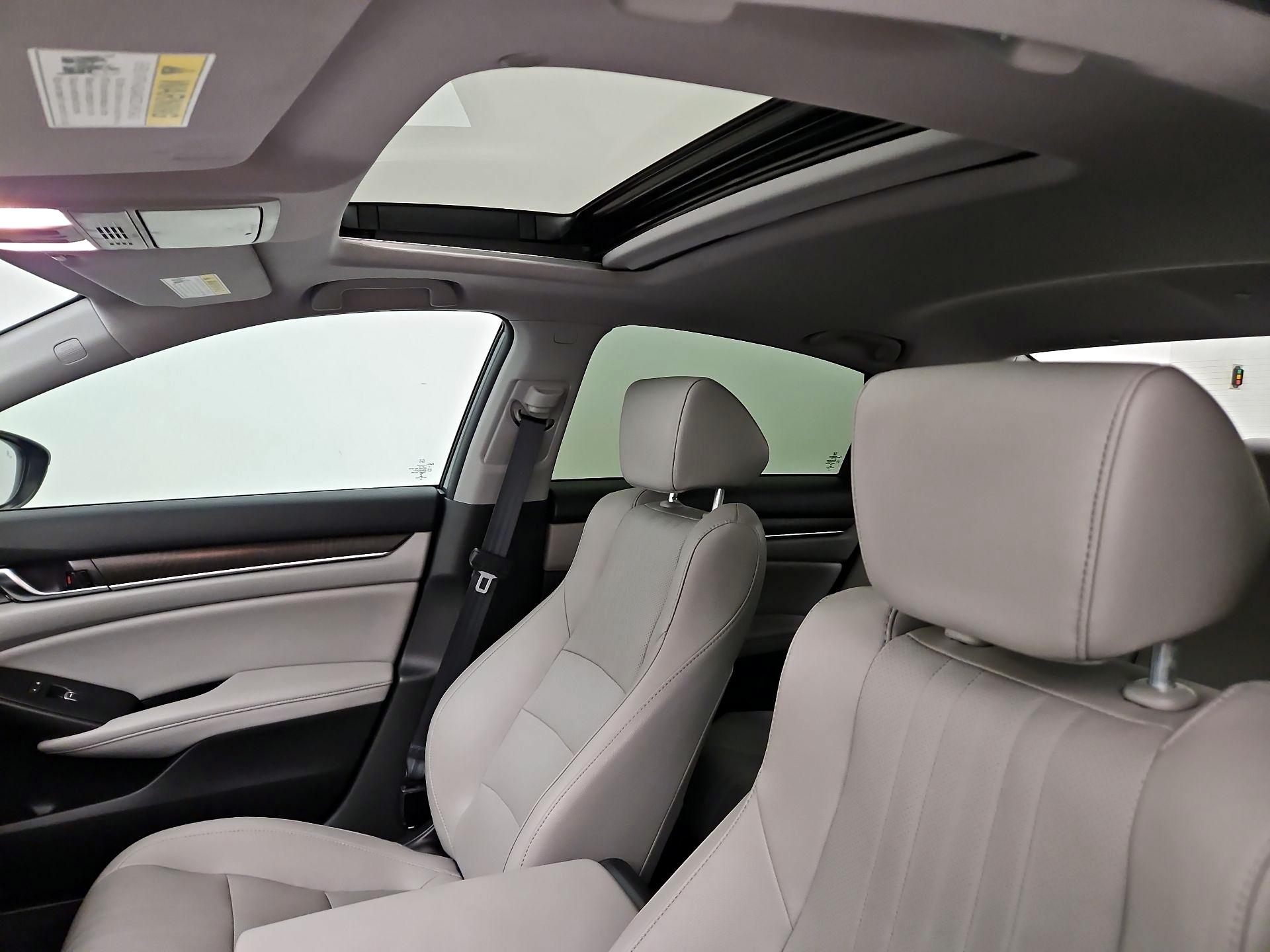 Thumbnail: 2020 Honda Accord - 19