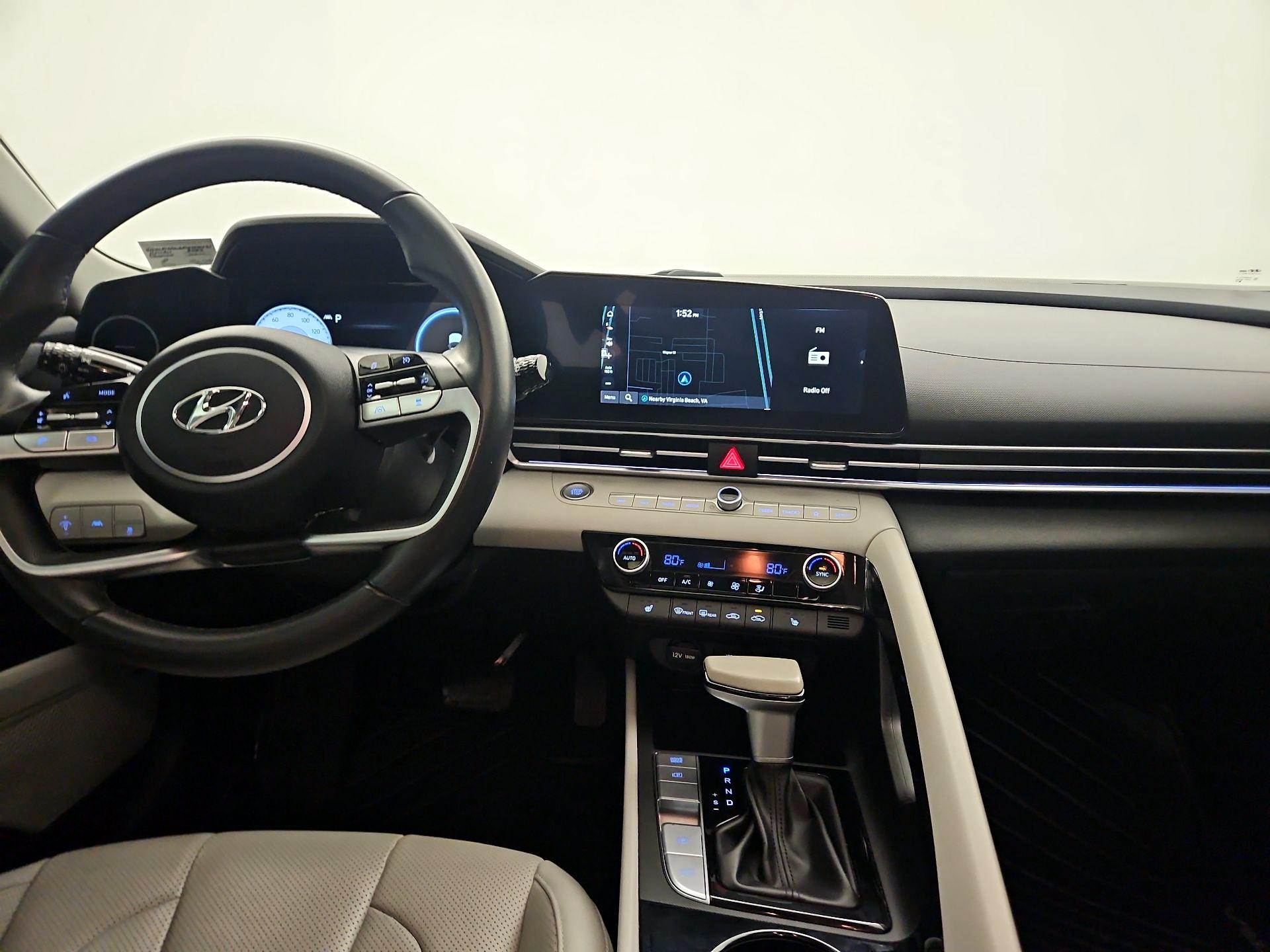 Thumbnail: 2023 Hyundai Elantra - 9
