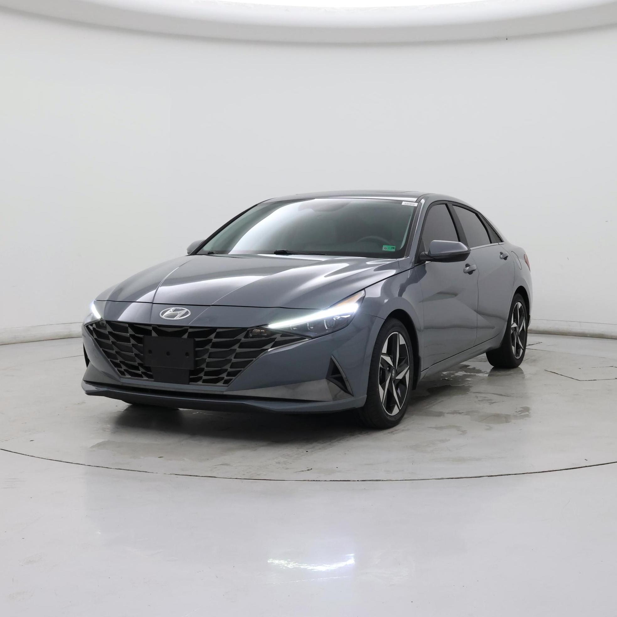 Thumbnail: 2023 Hyundai Elantra - 4