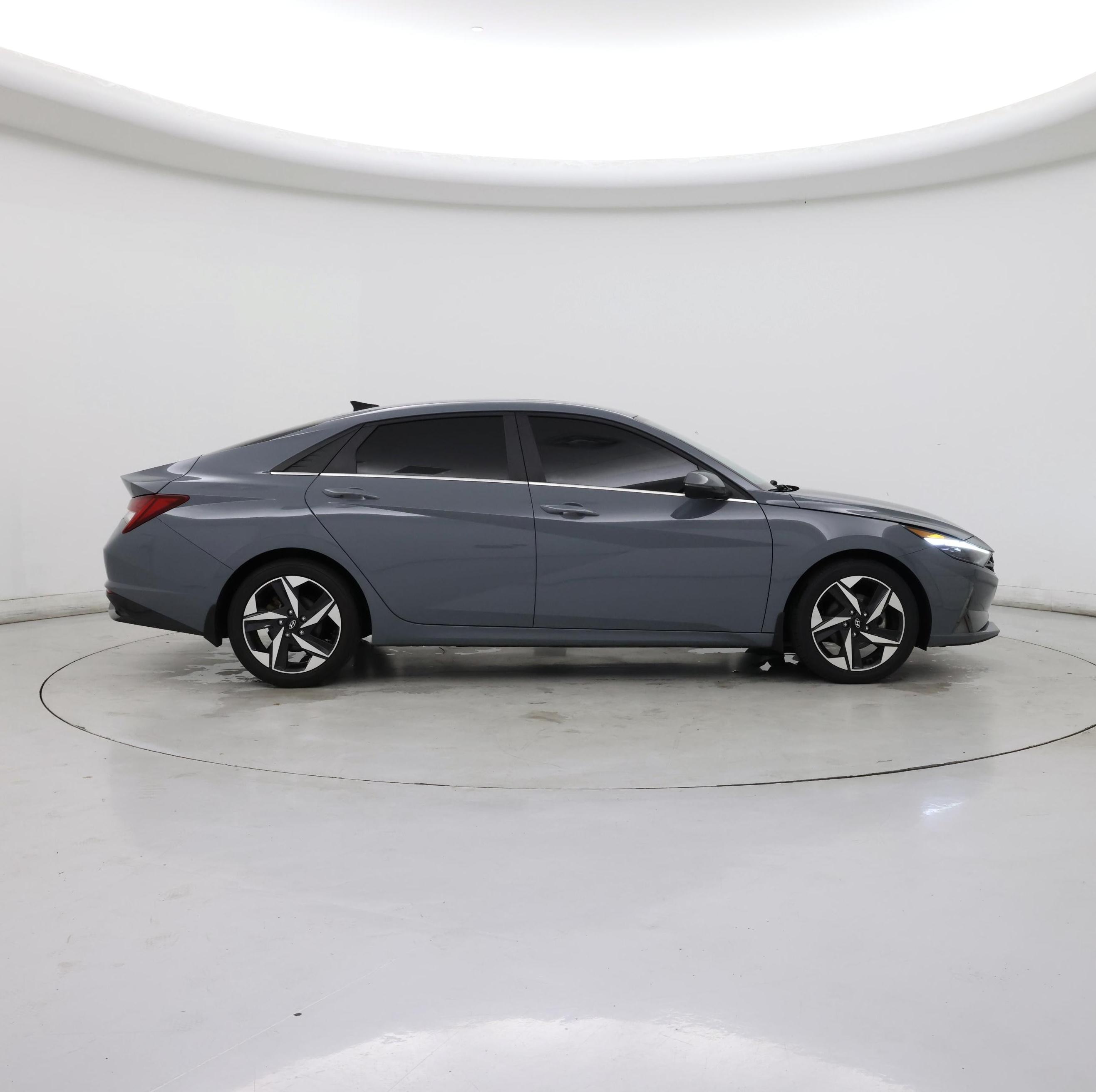 Thumbnail: 2023 Hyundai Elantra - 7