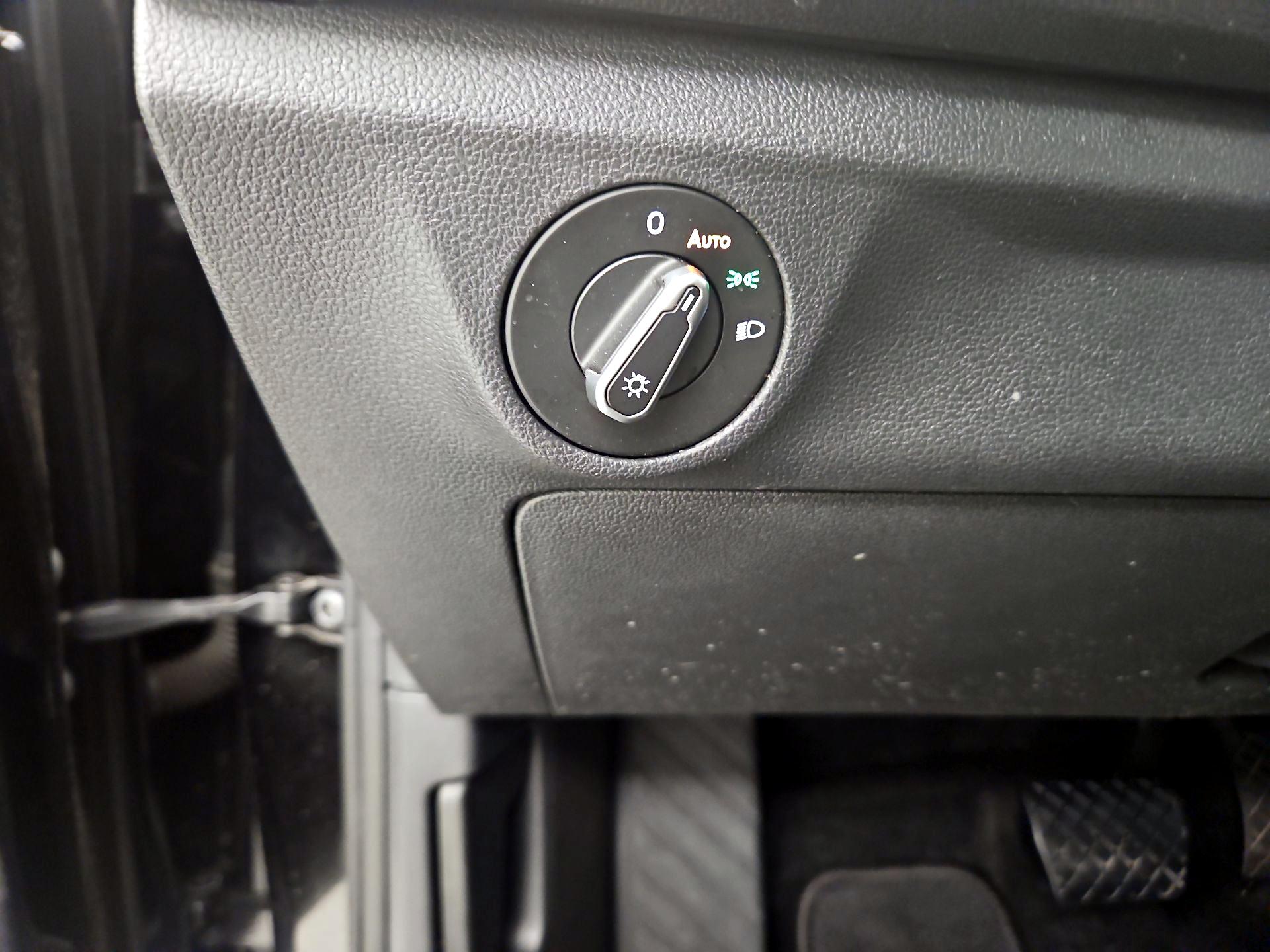 Thumbnail: 2021 Volkswagen Jetta - 13