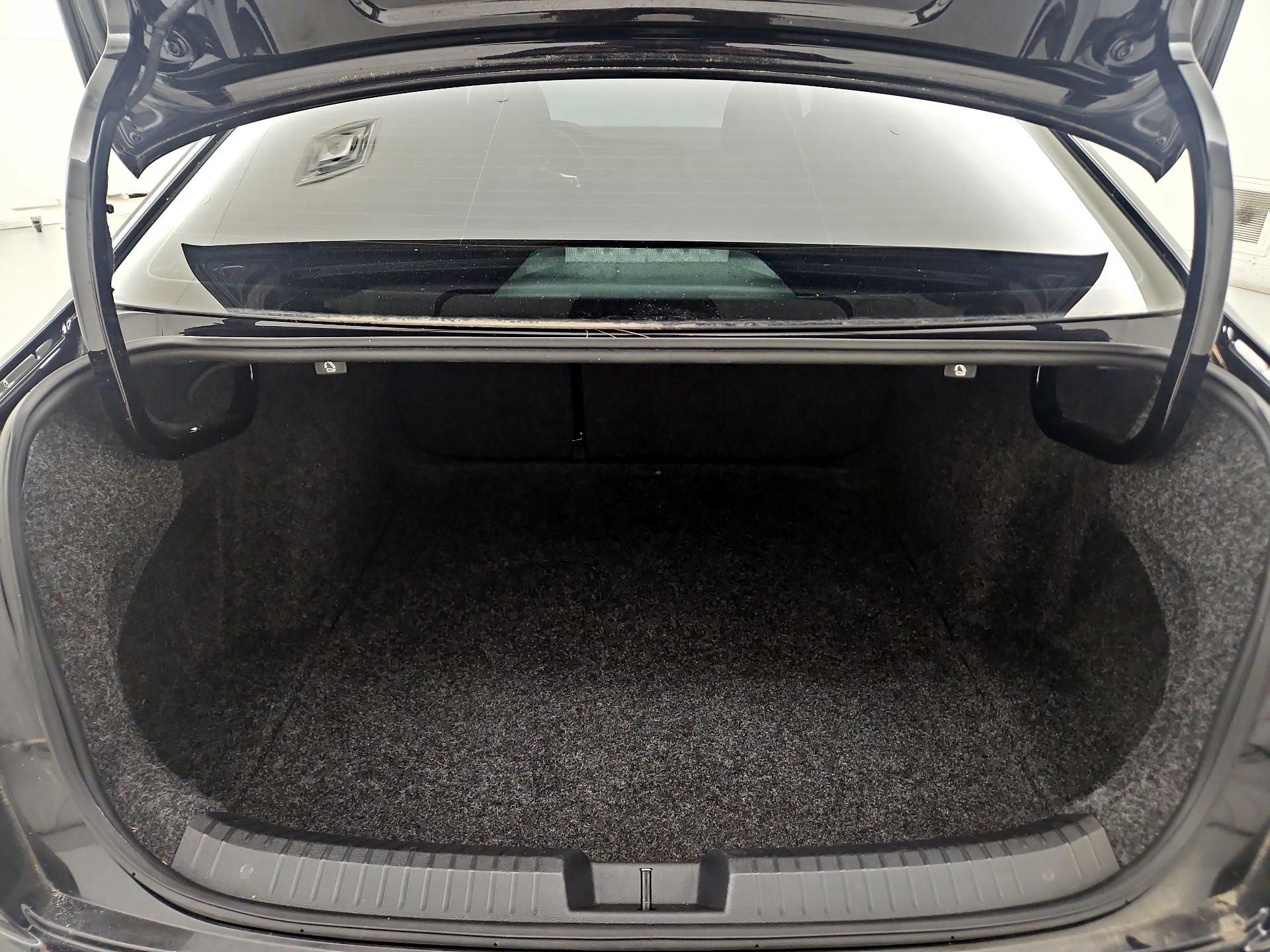 Thumbnail: 2021 Volkswagen Jetta - 20