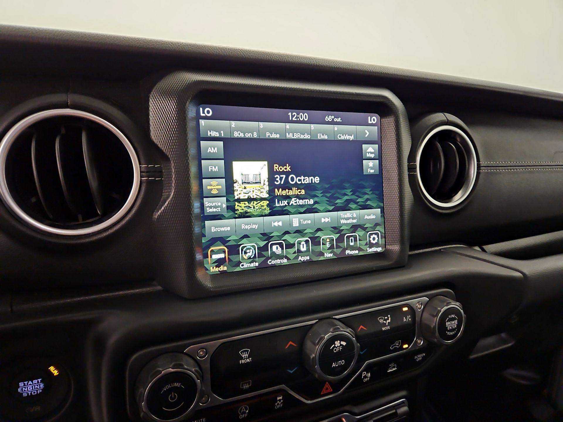 Thumbnail: 2021 Jeep Gladiator - 16