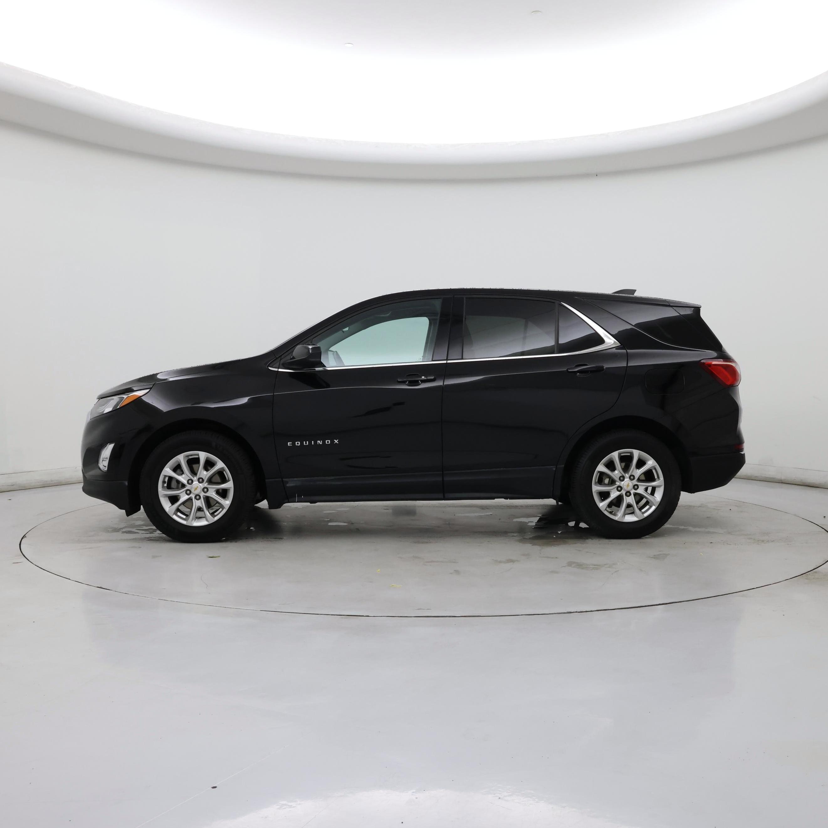 Thumbnail: 2020 Chevrolet Equinox - 3