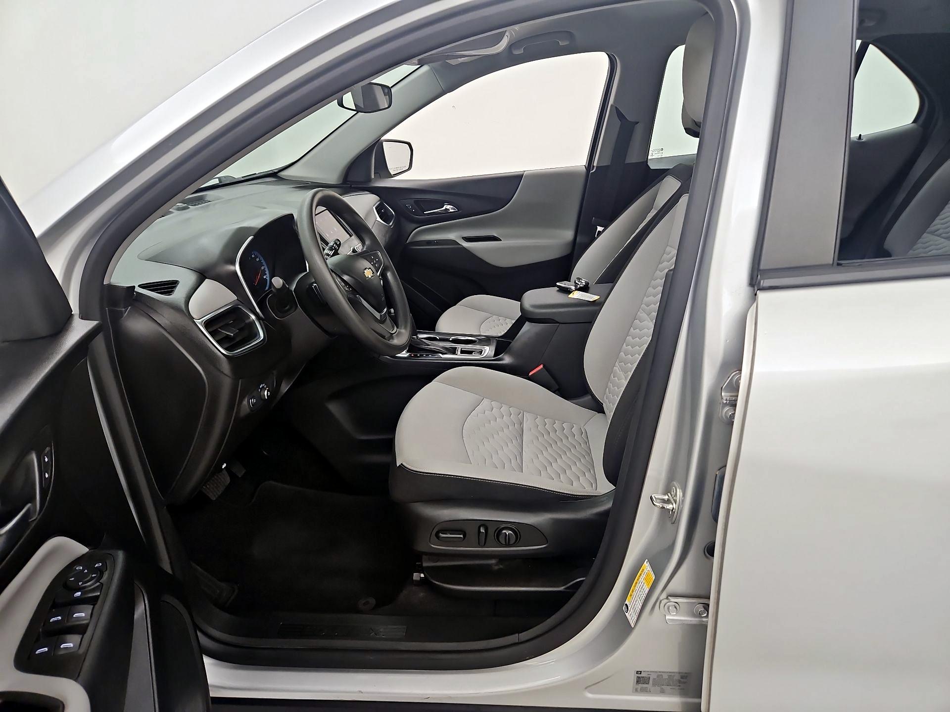 Thumbnail: 2021 Chevrolet Equinox - 11