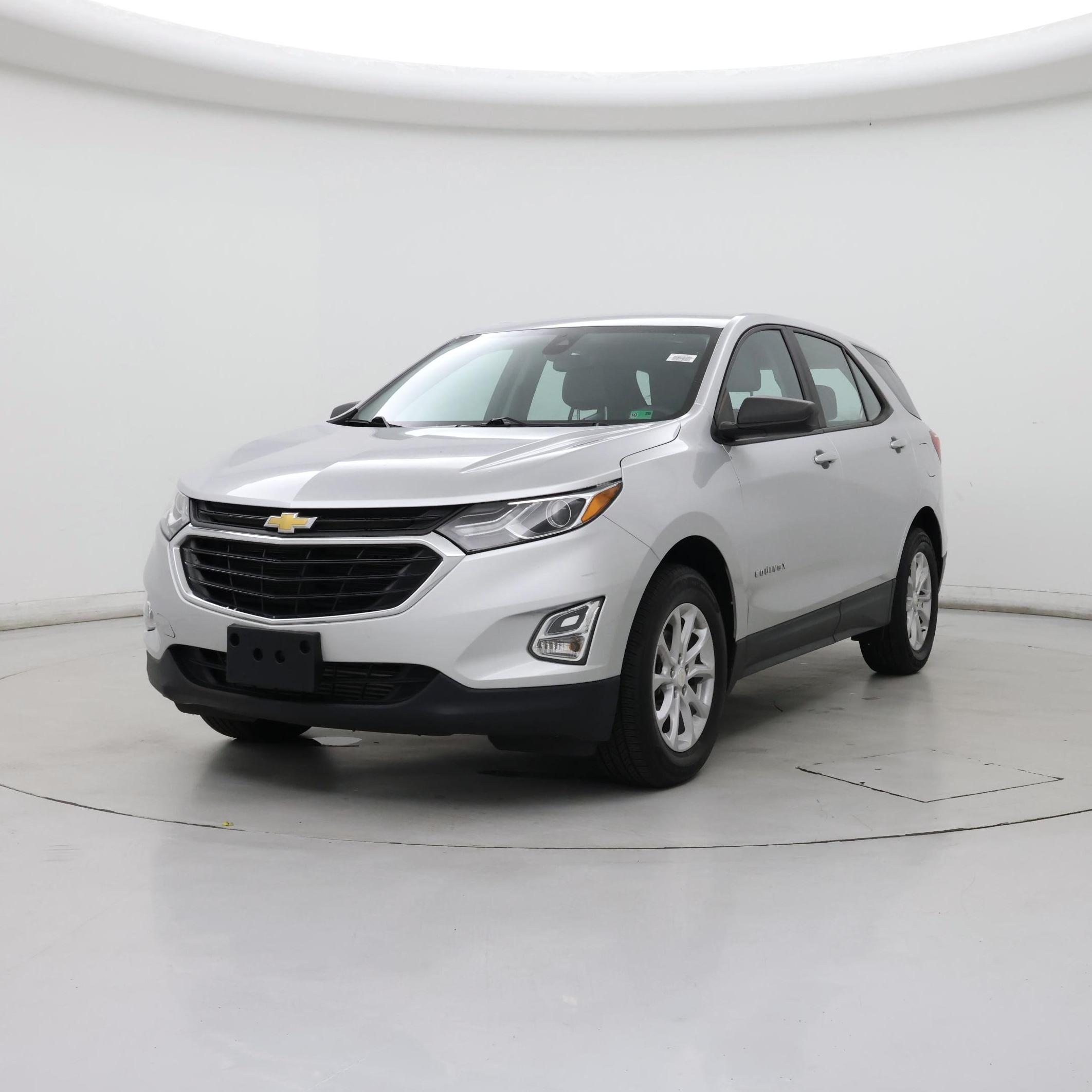 Thumbnail: 2021 Chevrolet Equinox - 4