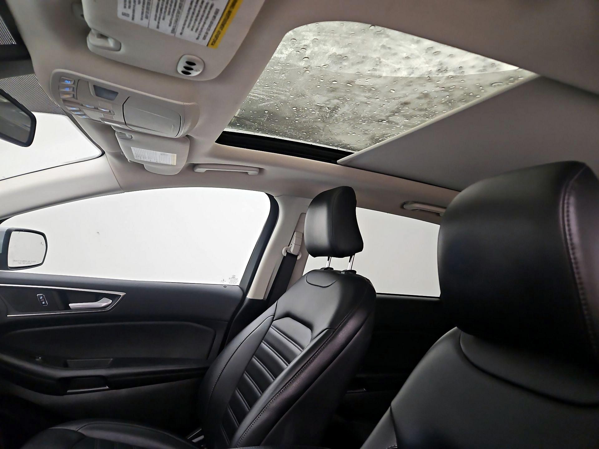 Thumbnail: 2022 Ford Edge - 19