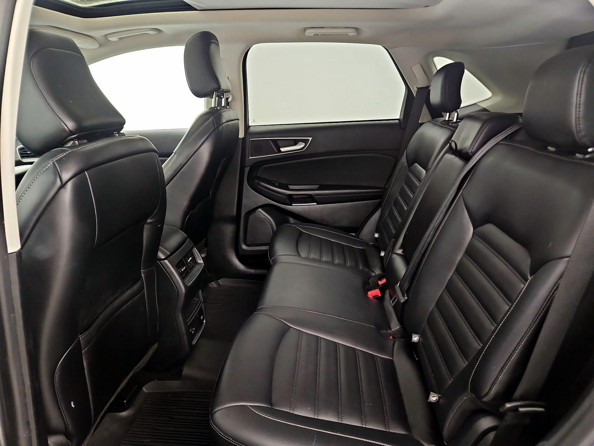 Thumbnail: 2022 Ford Edge - 20