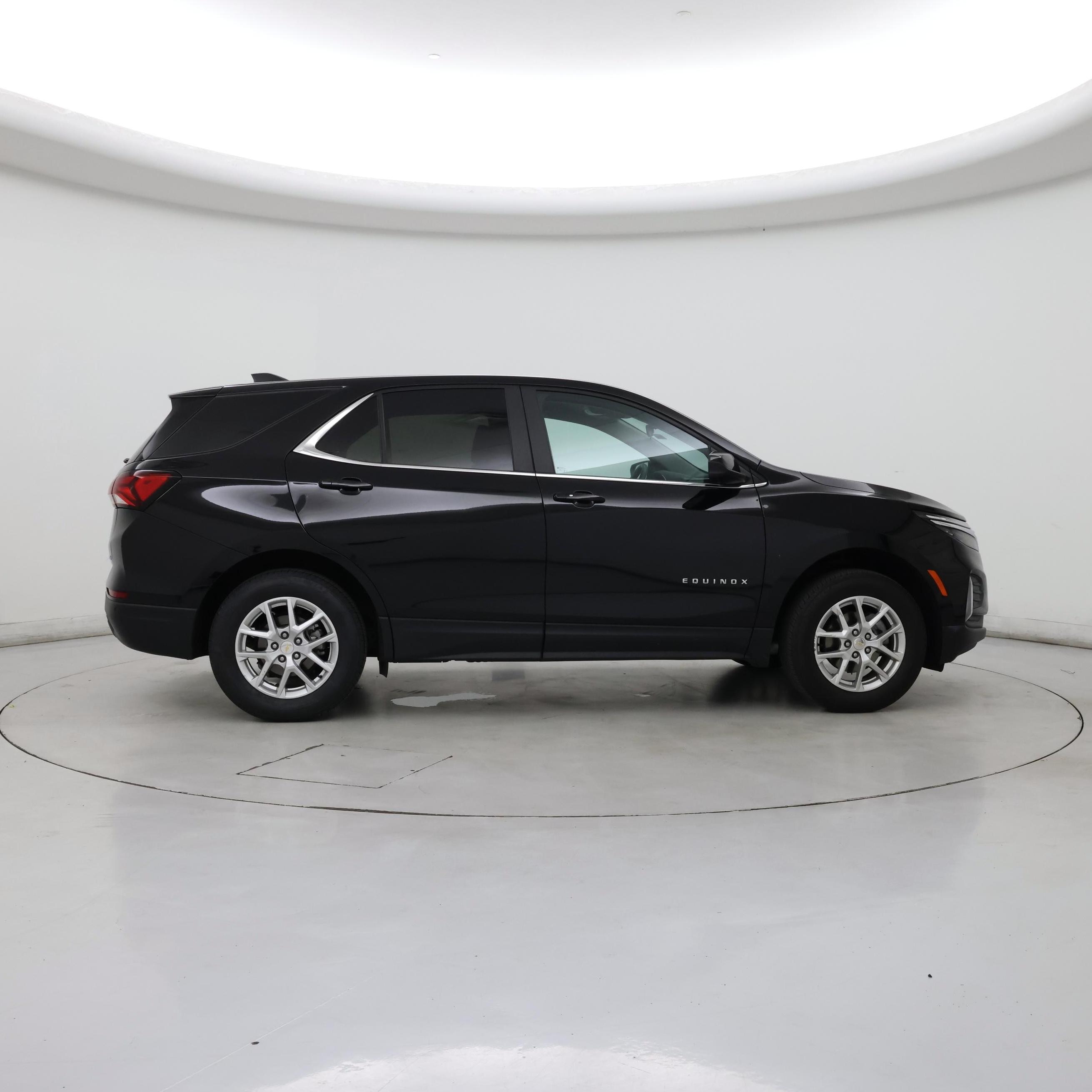 Thumbnail: 2023 Chevrolet Equinox - 7