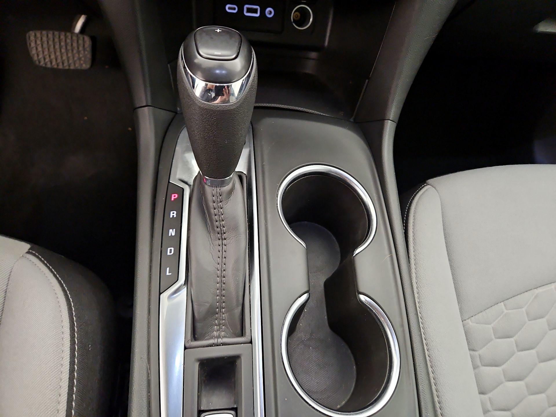 Thumbnail: 2021 Chevrolet Equinox - 17