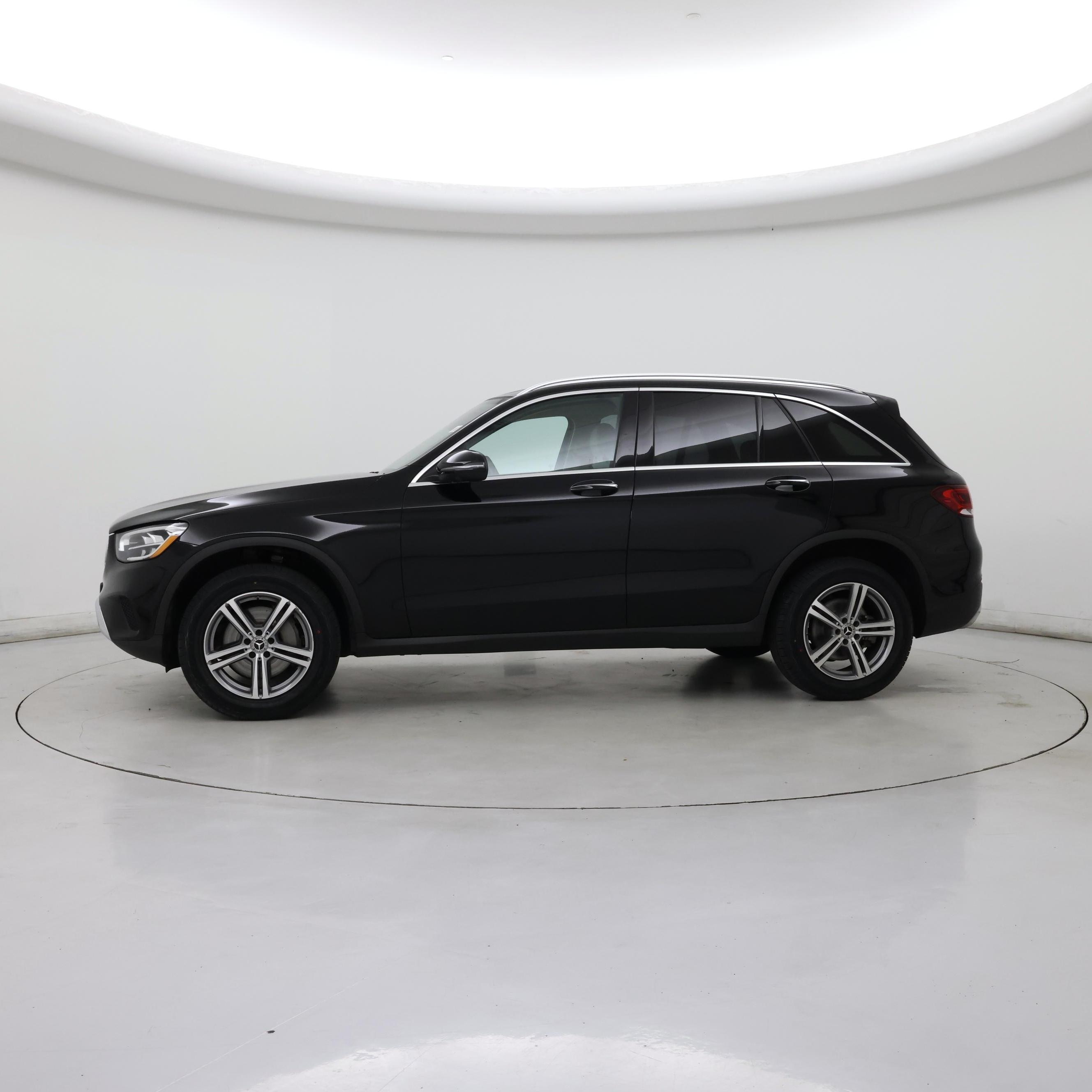 Thumbnail: 2022 Mercedes-Benz GLC - 3