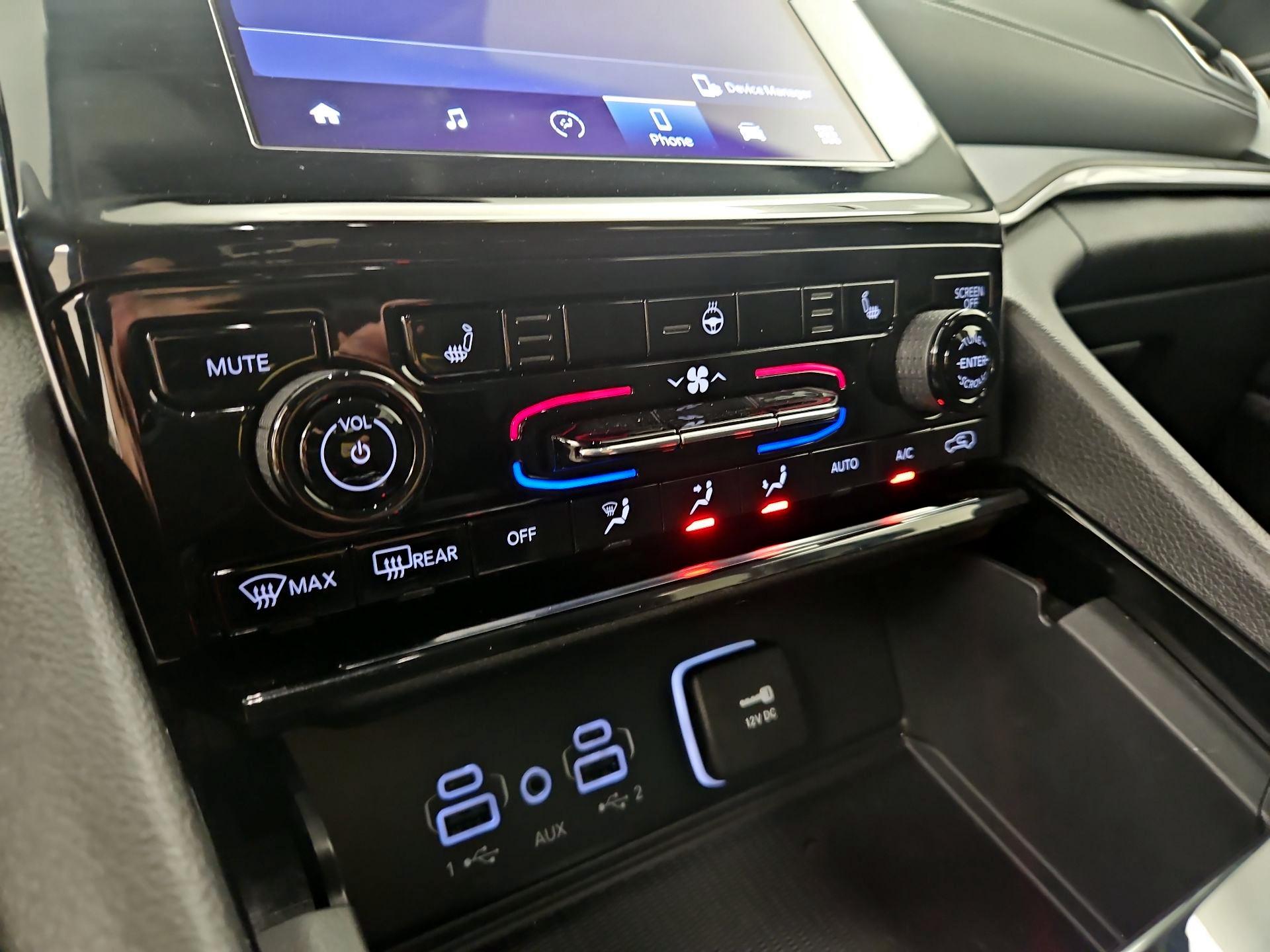 Thumbnail: 2023 Jeep Grand Cherokee - 16