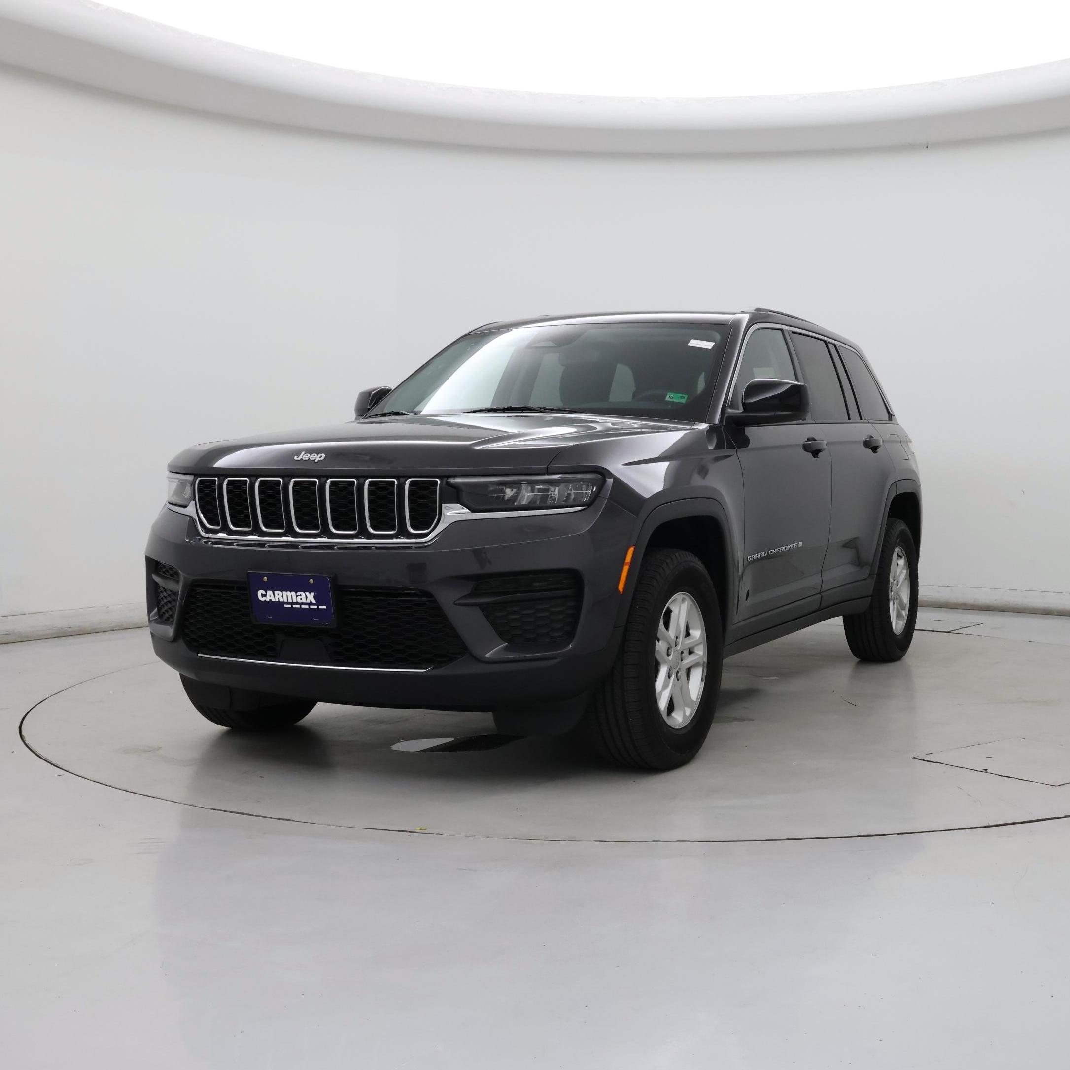 Thumbnail: 2023 Jeep Grand Cherokee - 4