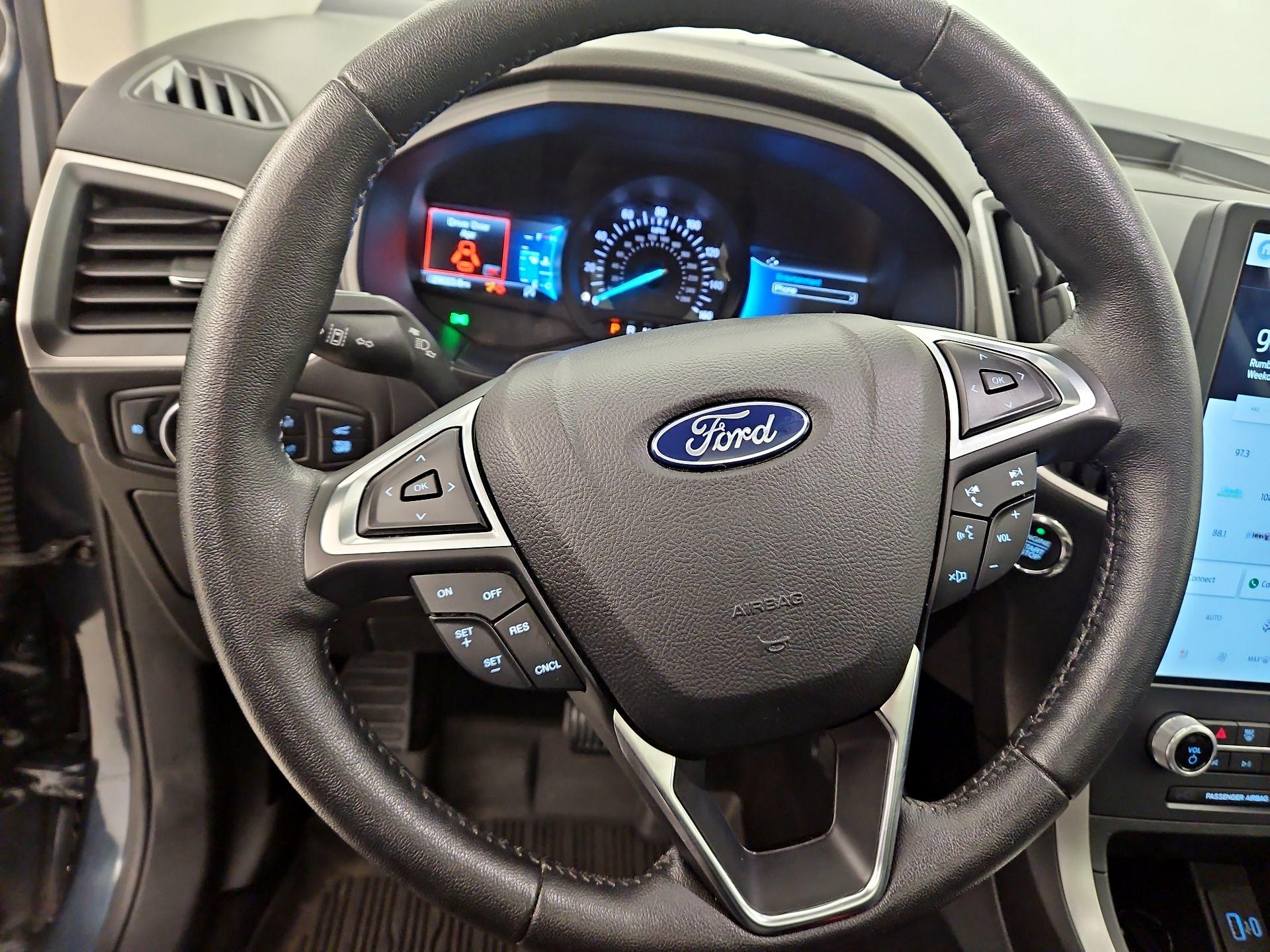 Thumbnail: 2022 Ford Edge - 10