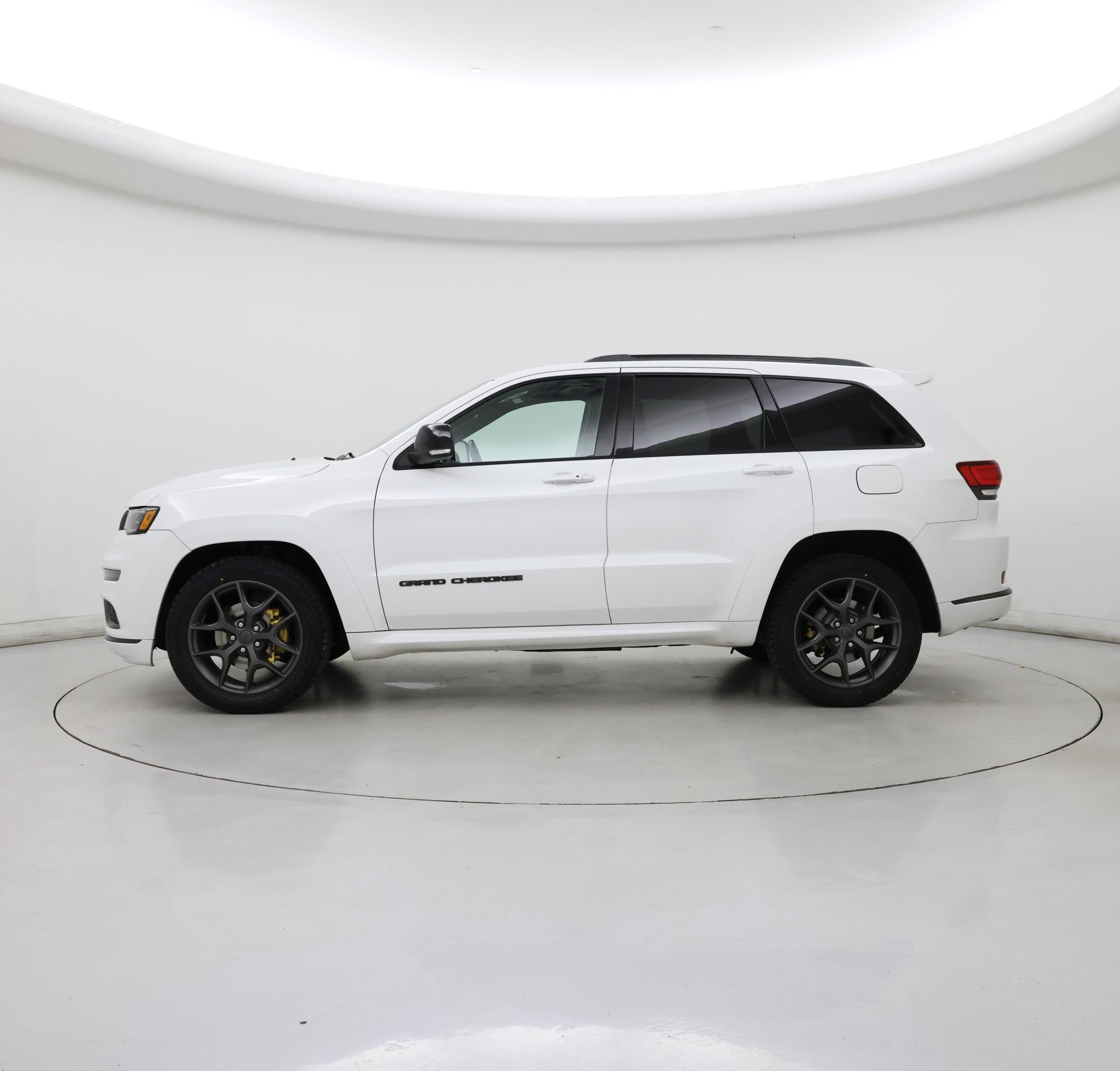 Thumbnail: 2020 Jeep Grand Cherokee - 3