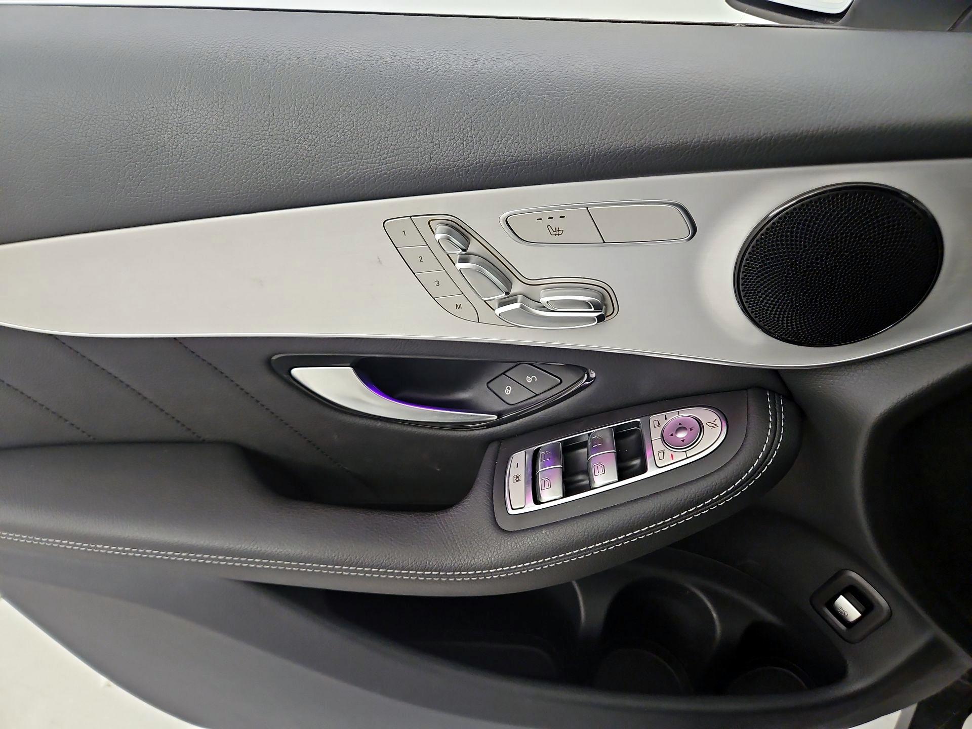 Thumbnail: 2022 Mercedes-Benz GLC - 12