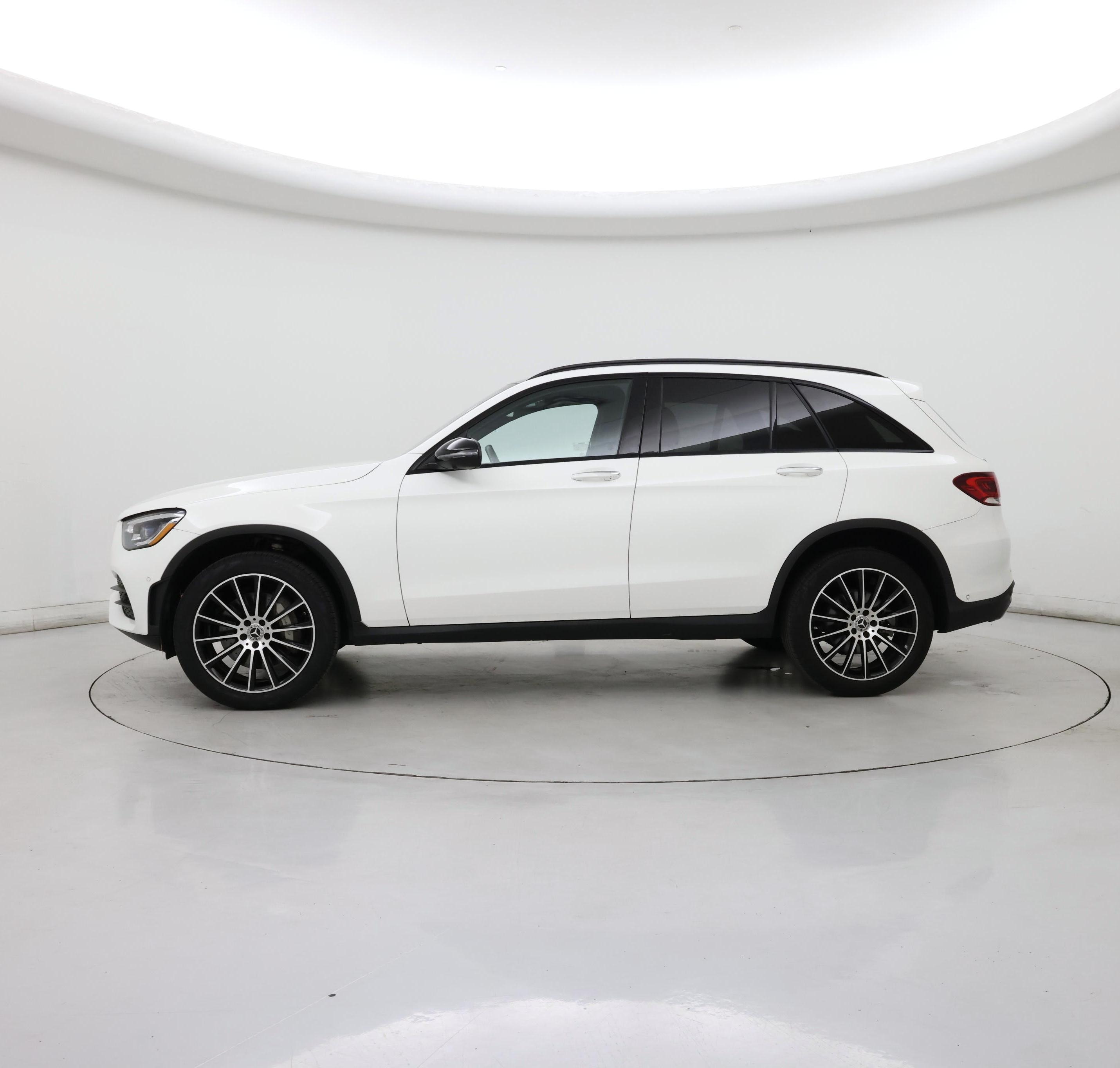 Thumbnail: 2022 Mercedes-Benz GLC - 3