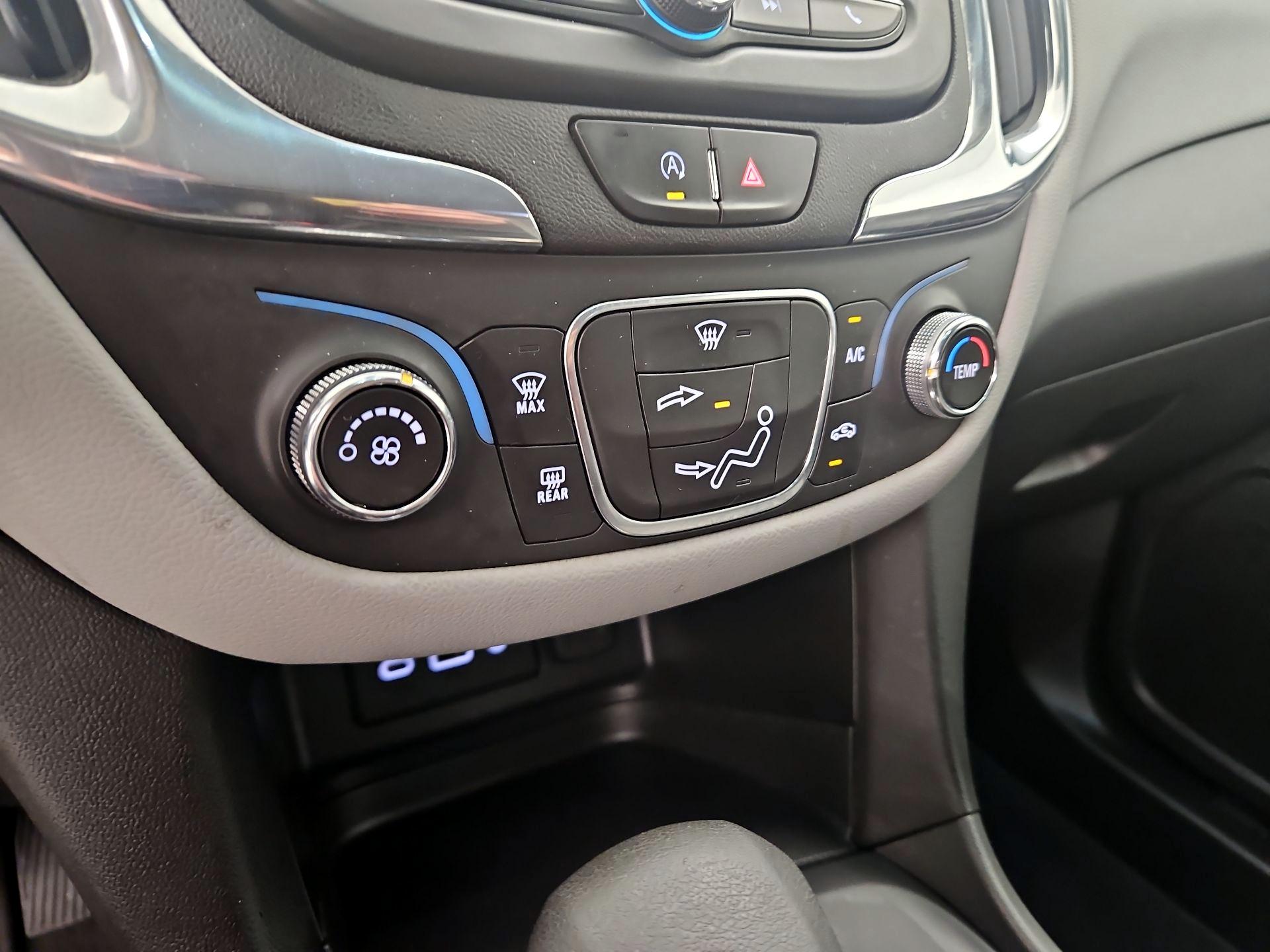 Thumbnail: 2023 Chevrolet Equinox - 16