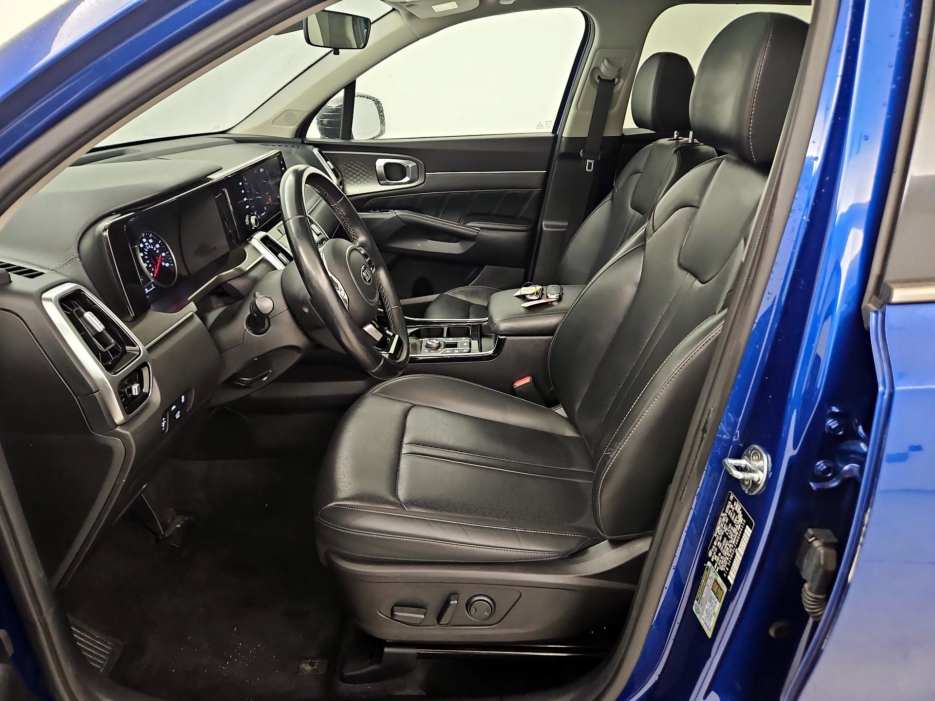 Thumbnail: 2021 Kia Sorento - 11