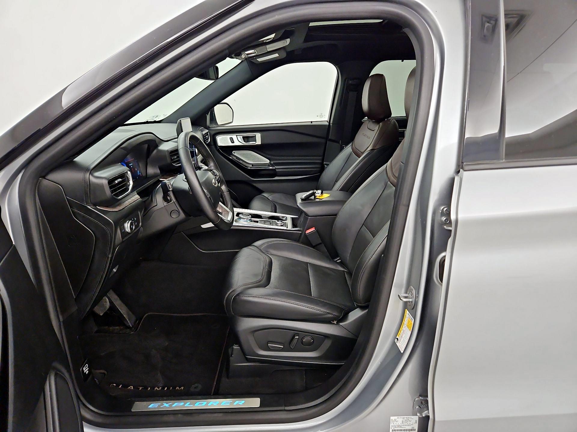 Thumbnail: 2022 Ford Explorer - 11