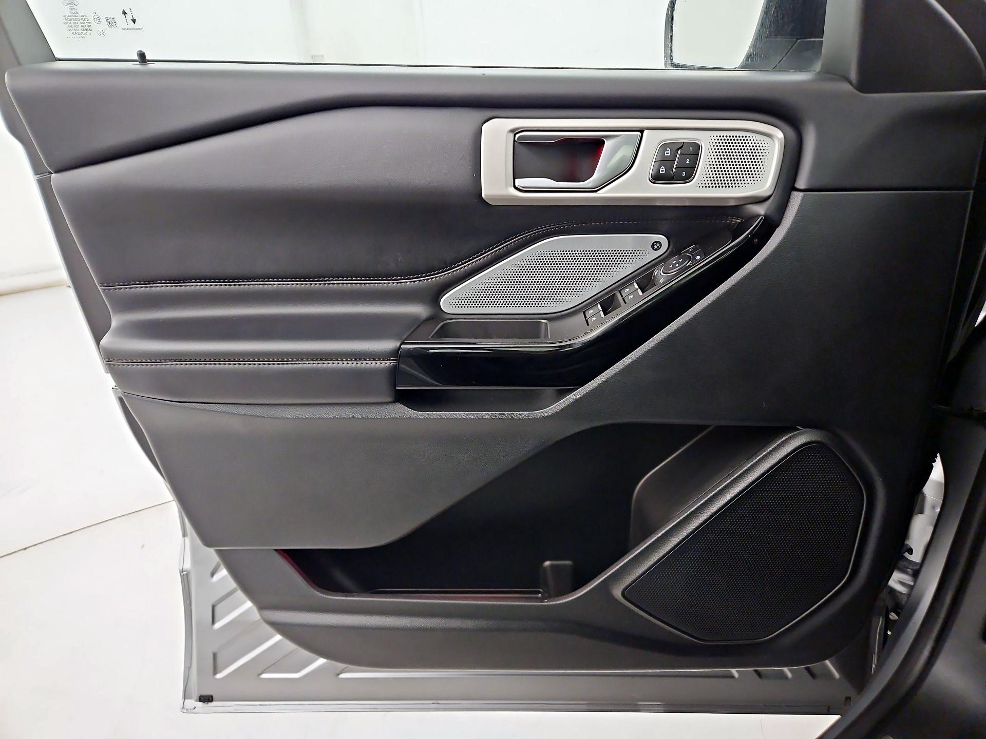 Thumbnail: 2022 Ford Explorer - 12