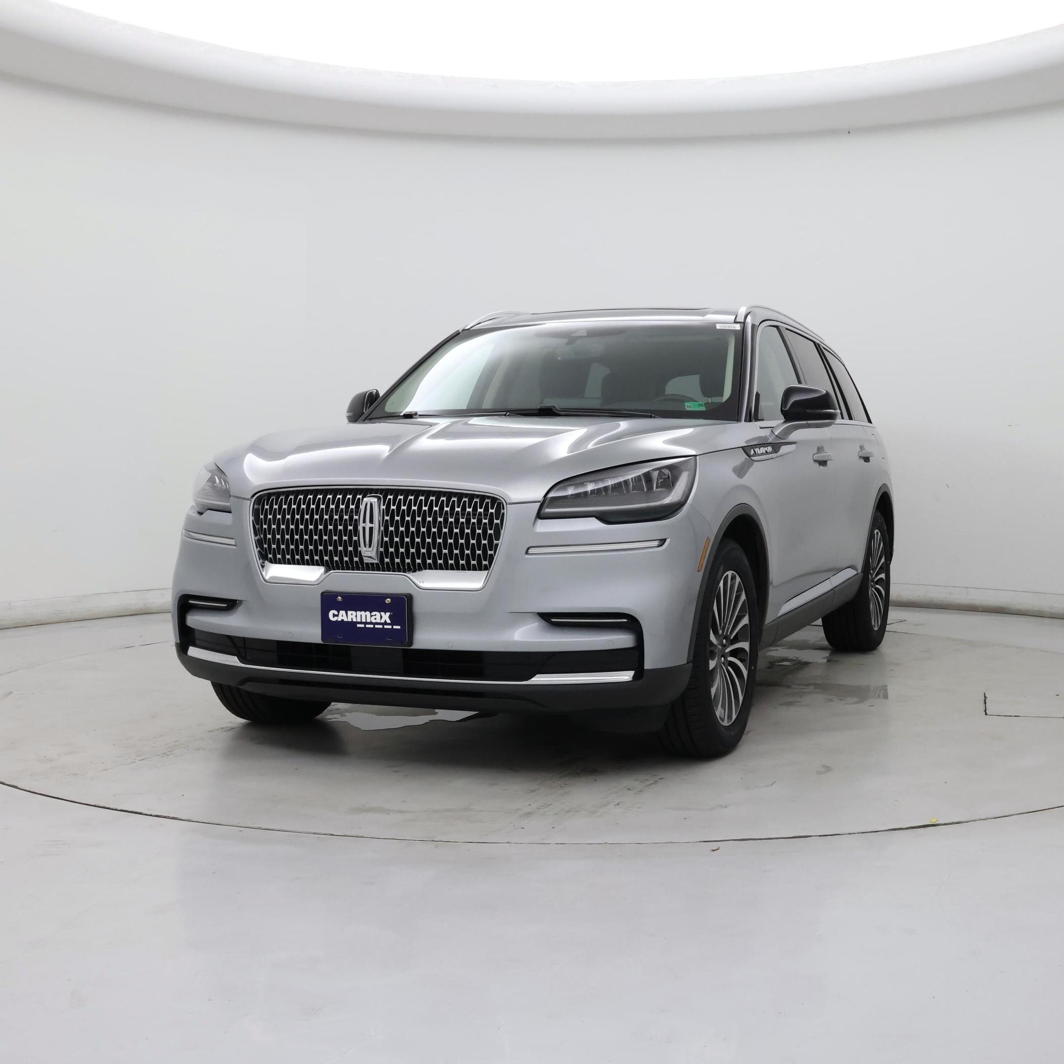 Thumbnail: 2023 Lincoln Aviator - 4