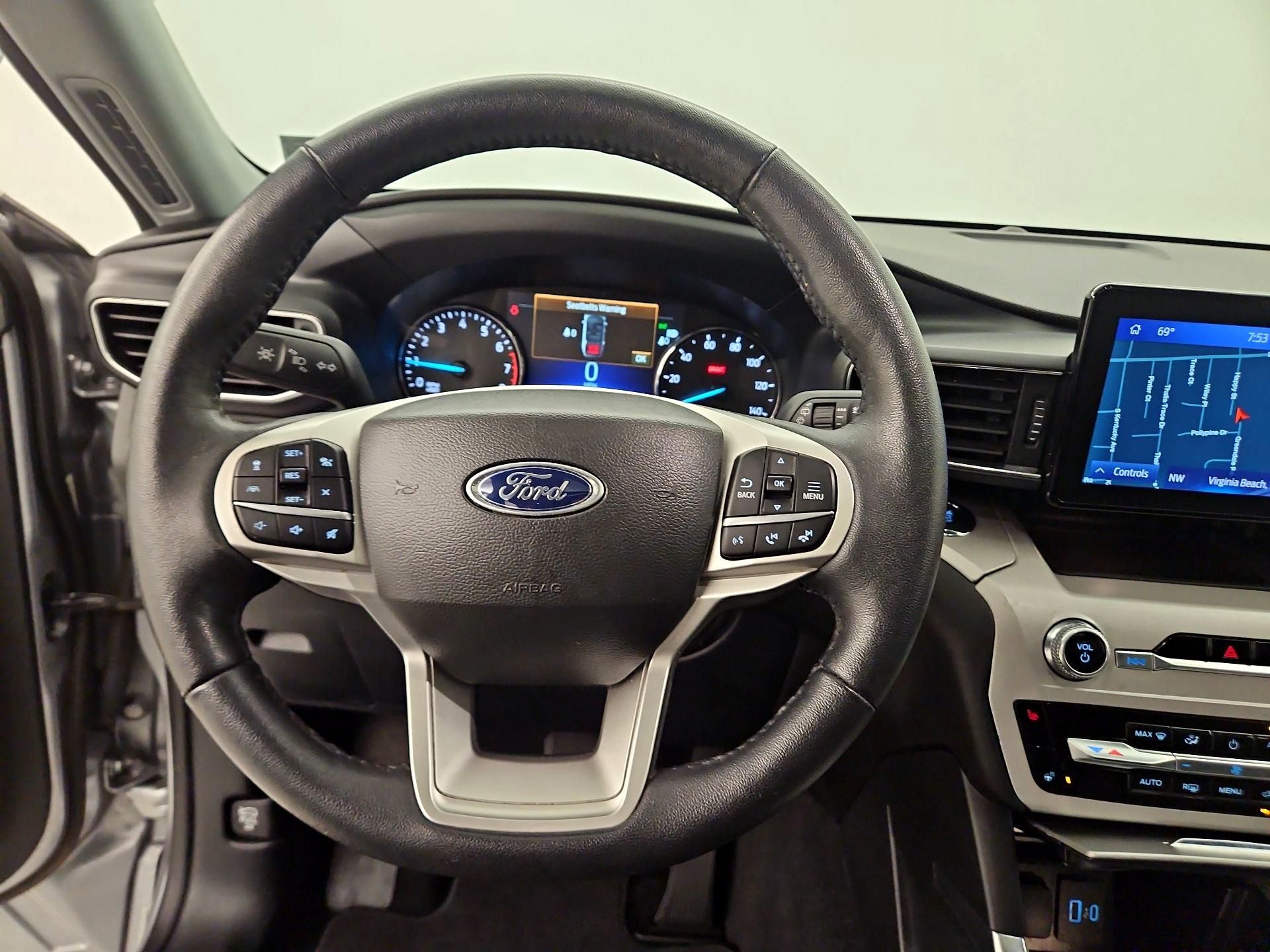 Thumbnail: 2023 Ford Explorer - 10